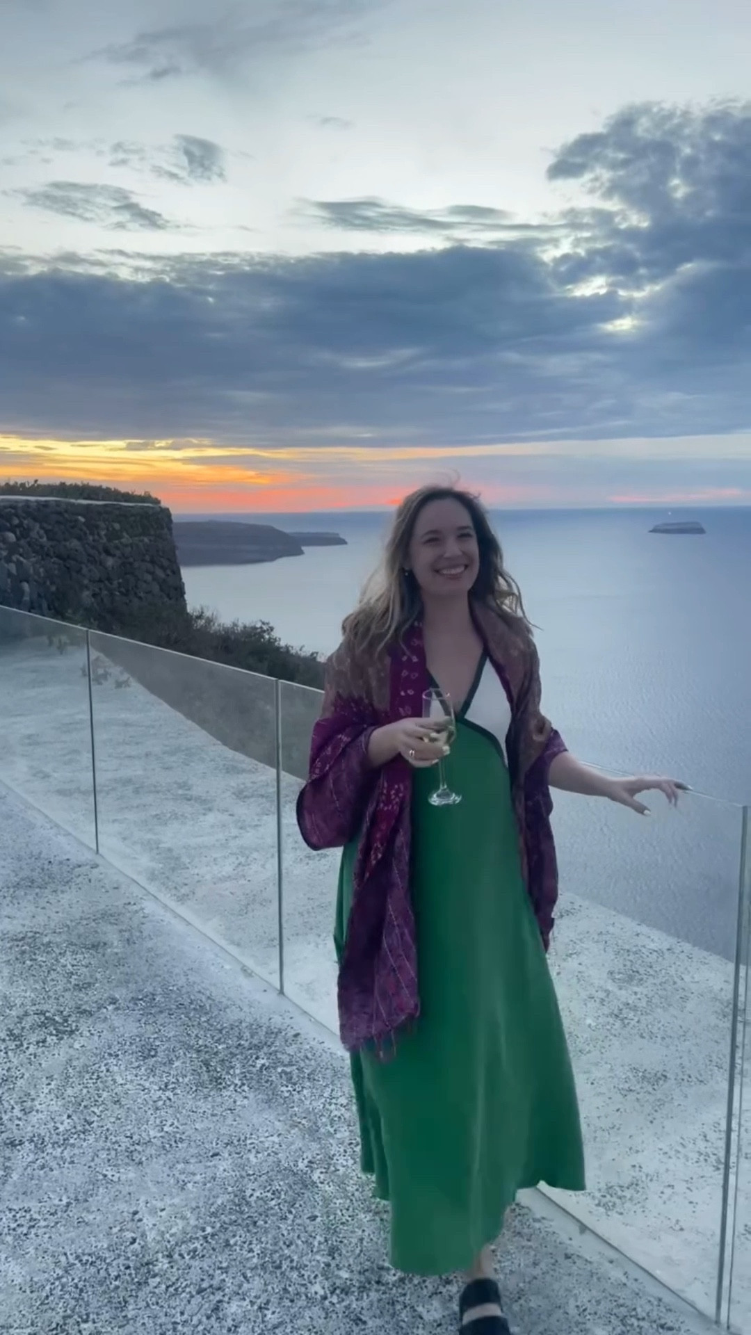 Still dreaming 💭 

Greece, thank you for the many *pinch me* moments. I’m already planning my trip back 🇬🇷

#santorini #greece #travel #visitgreece #traveladvisor #luxurytravel #travelwithme