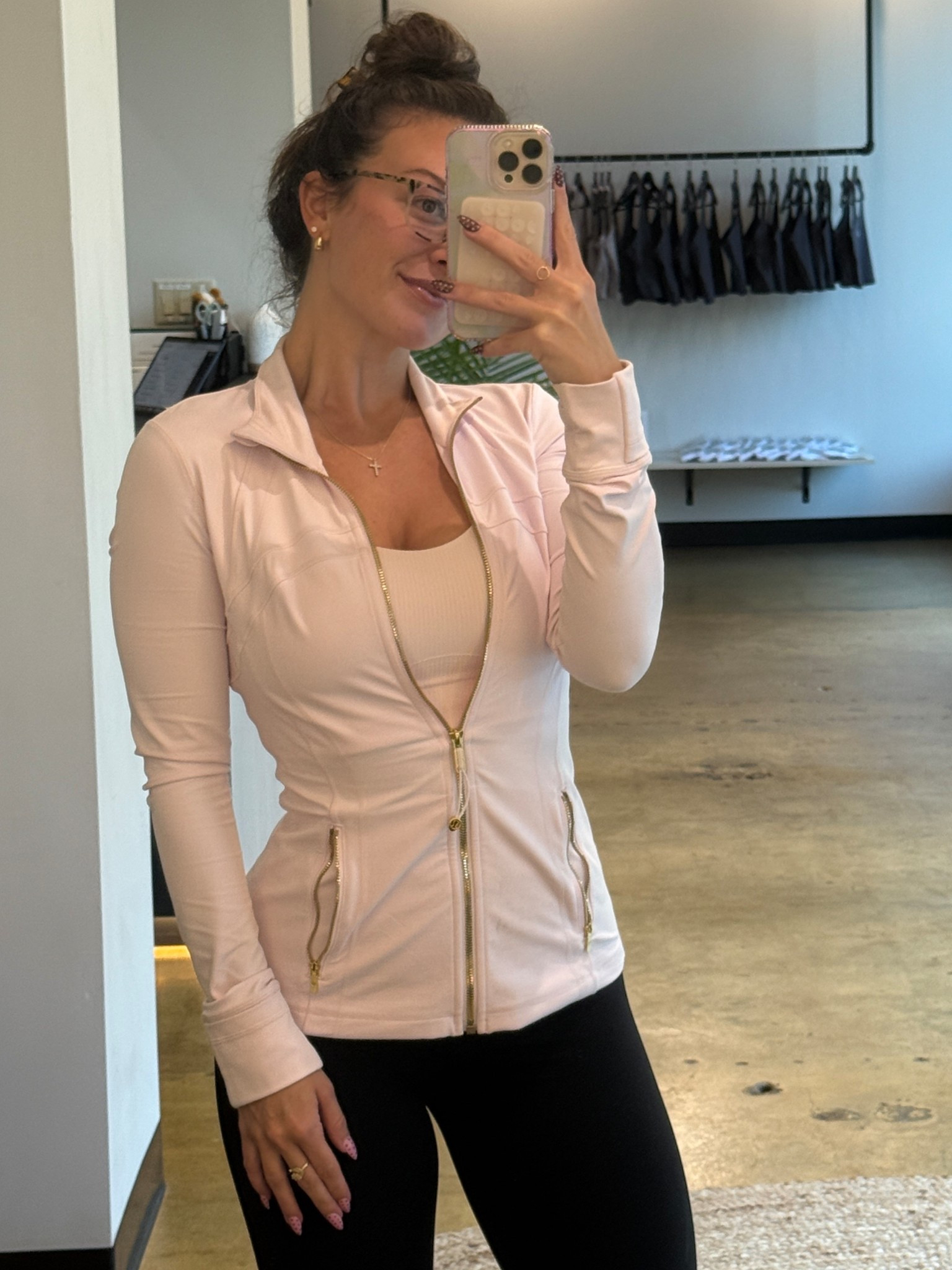 Lulu Jacket + bra 
Workout set 
Pink set 