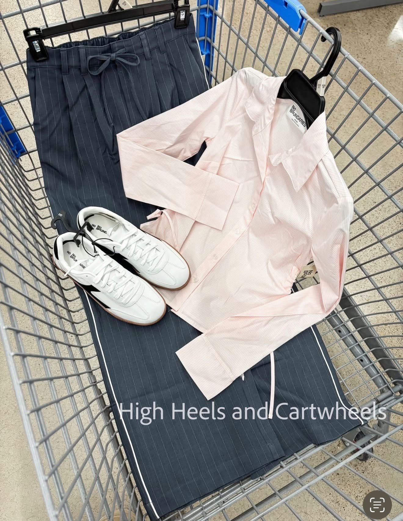 These pants are so adorable. Love the sporty/dressy vibe 

#LTKWorkwear