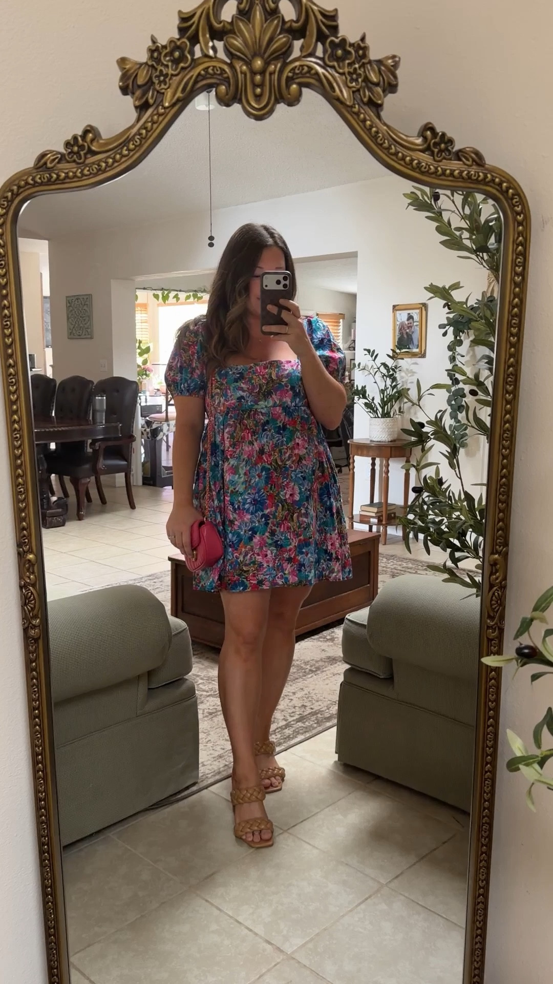 Finally fit back into this dress I purchased right before I found out I was pregnant and could barely wear it when I first got it I either felt terrible and didn’t want to leave the house or started bumping out and since it was short I couldn’t wear it….. but I think it’s so cute butttt might be sold out now.

Birthday lunch celebration with the fam outfit❤️❤️💕💗

#LTKstorytime #LTKootd #LTKMidsize