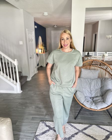 Summer Sage Green Set
🏝️ this is an oversized and cozy set 
💓 can easily wear around the house or running errands around town
🩵 wearing size small 

#LTKStyleTip #LTKFindsUnder100 #LTKFindsUnder50