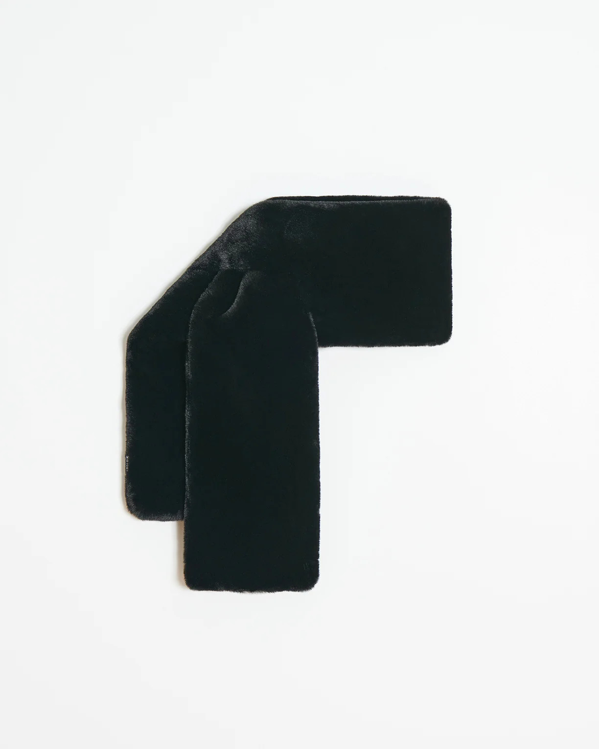 Kai Faux Fur Scarf in Noir | Apparis