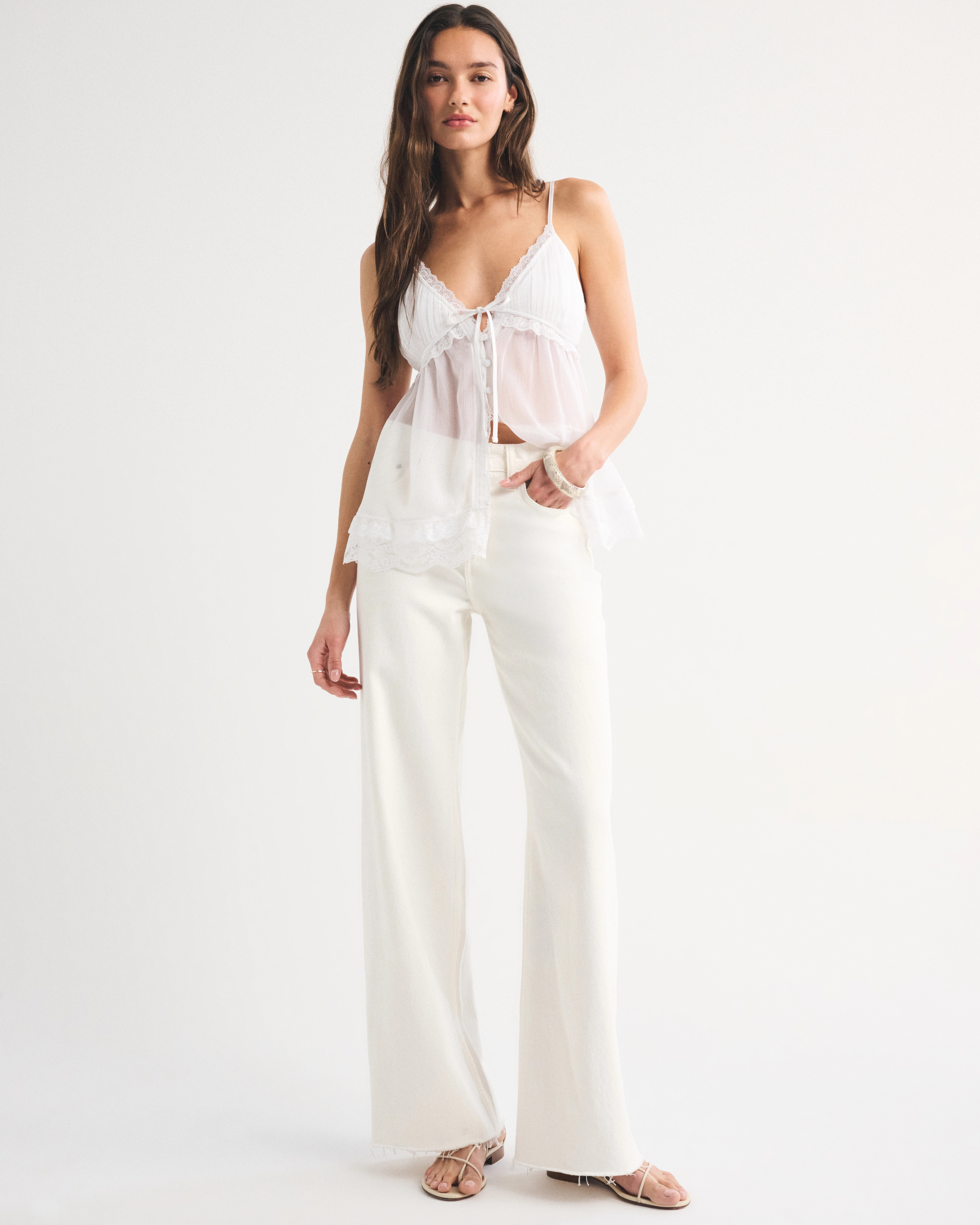 High Rise Wide Leg Frayed Hem Jean | Abercrombie & Fitch (US)