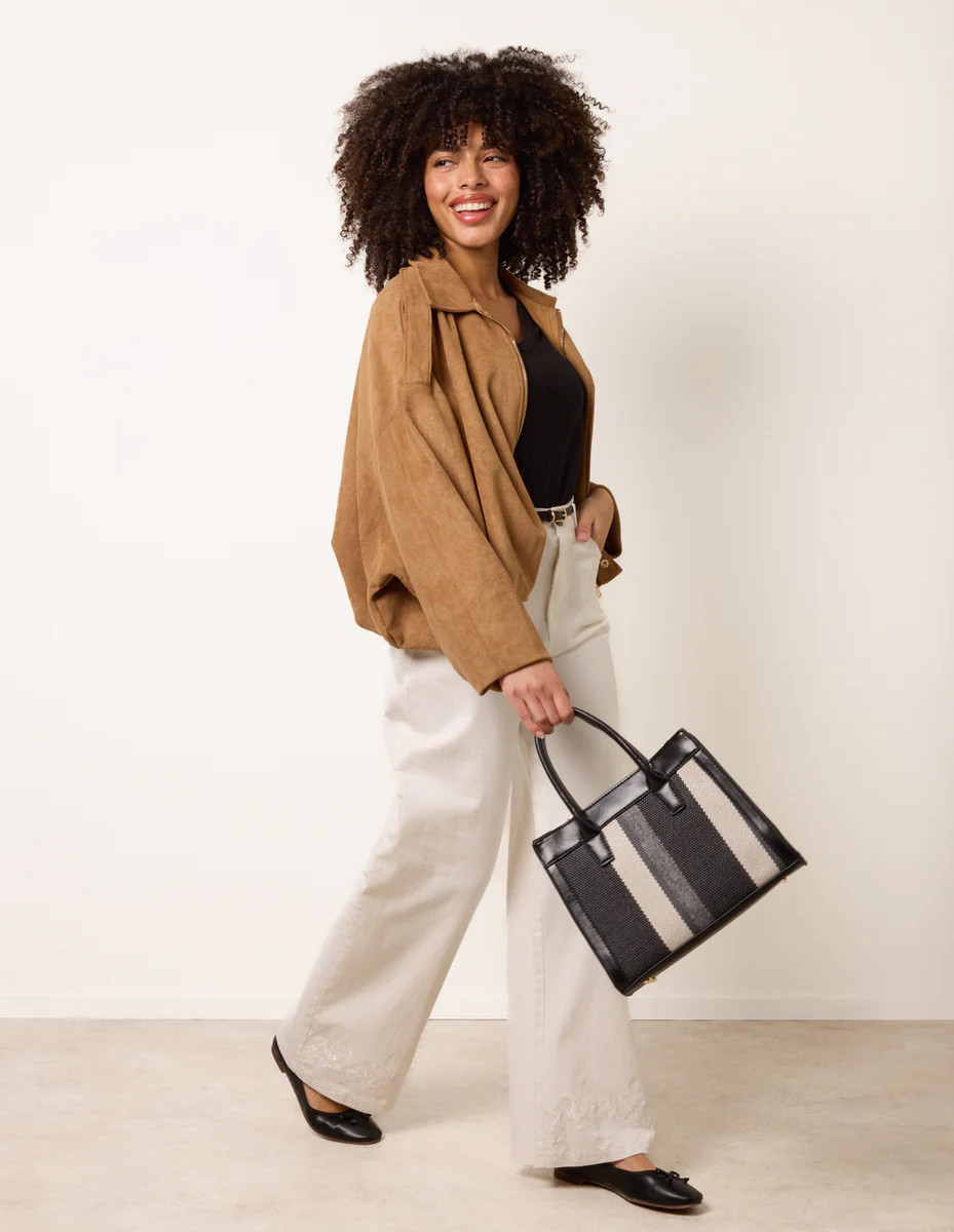 White | Floral Embroidered Detailed Flared Jeans | Blue Vanilla | Blue Vanilla