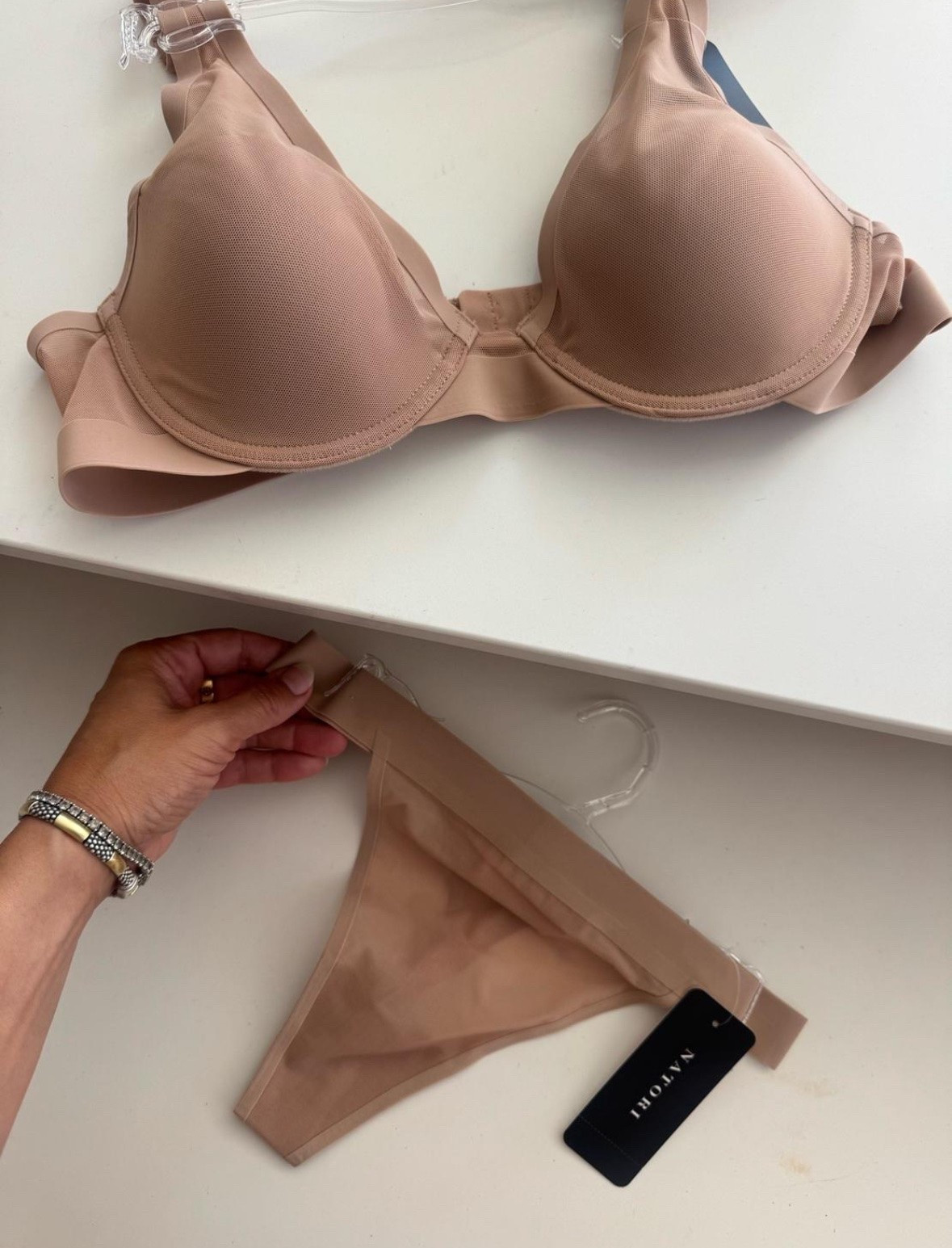 Natori intimates 
Bra and underwear
