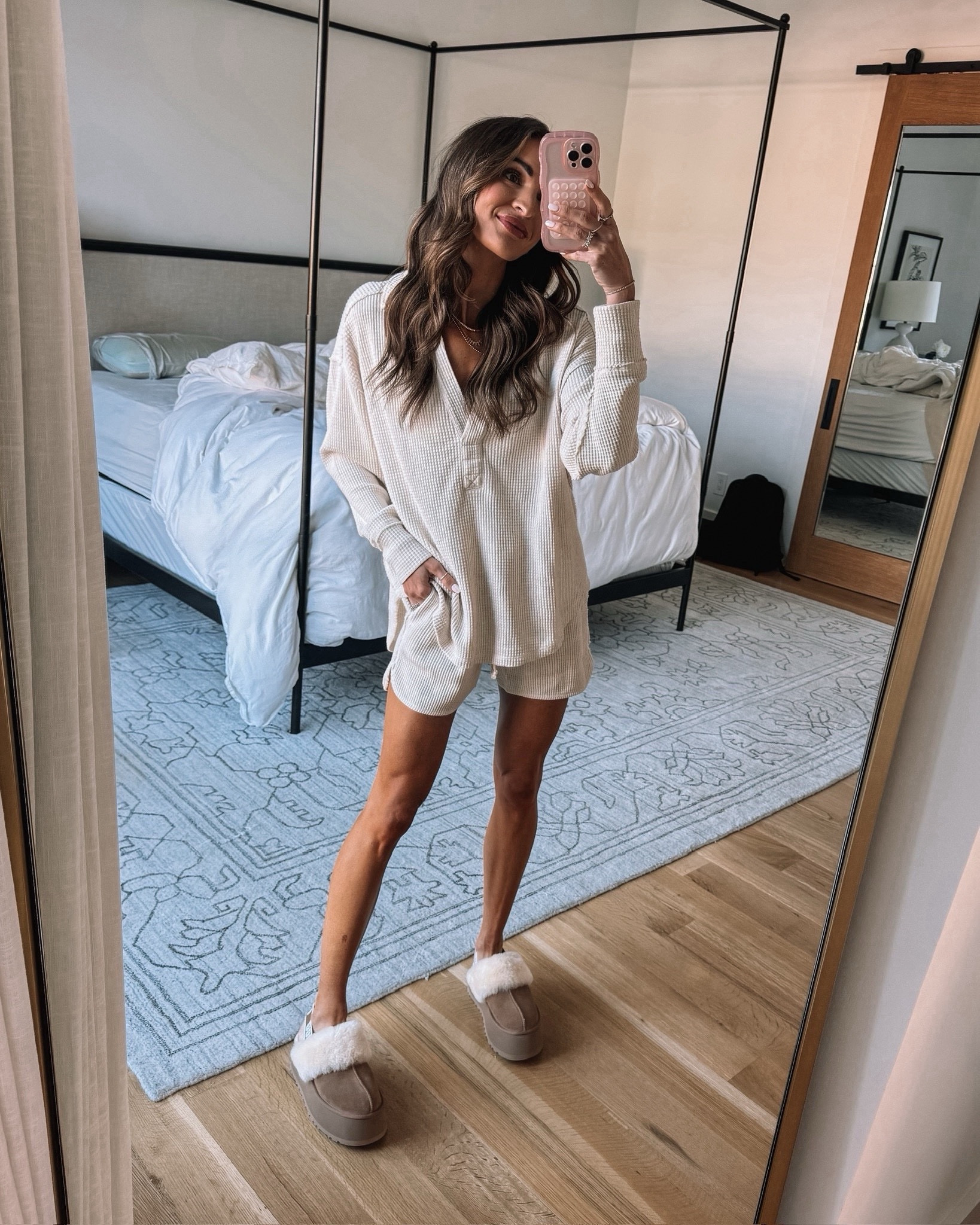 can’t say no to cozy neutrals 😍 this set is on sale right now too! 🫶🏻
runs tts, wearing xs in both 


#aerie #sale #matchingset 

#LTKFindsUnder50 #LTKSaleAlert