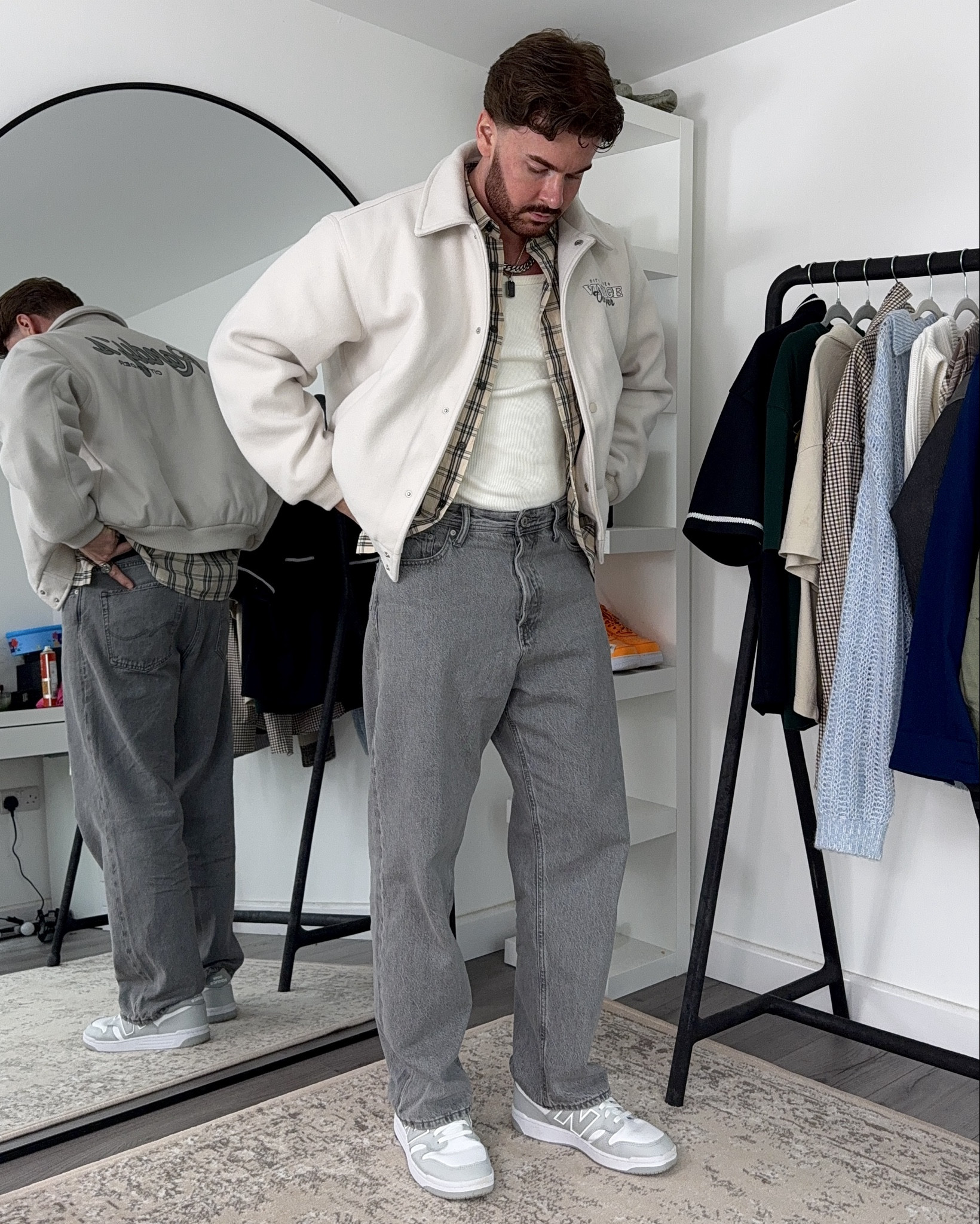 Grey and beige colour combo 

#LTKmens #LTKuk #LTKwinter