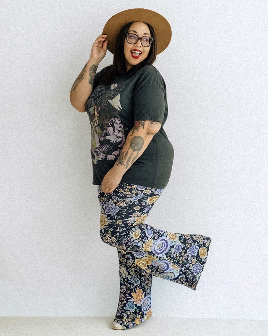 A lot of modern styles of anything play it safe. Plain cut. Neutral colors. Designed to flirt with the idea of bold without committing to it. Spell bells commit. They’re high-waisted, long, and properly flared. They reference the 70s without turning you into a costume. They are the outfit.

Linked some other fun bells as well!

#LTKMidsize #LTKSaleAlert #LTKootd