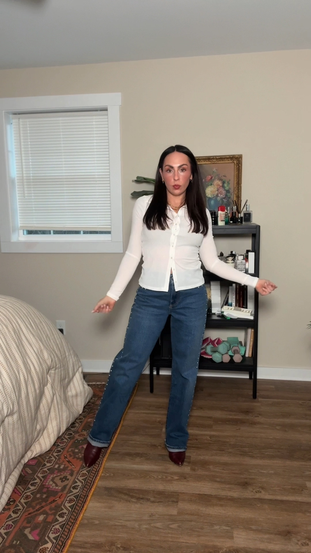 Can’t stop. 

Wearing curve love size 25 long 

Top: small 

#abercrombie #abercrombiejeans #lowrisejeans #styleover30 #studdedjeans

#LTKFindsUnder100 #LTKStyleTip
