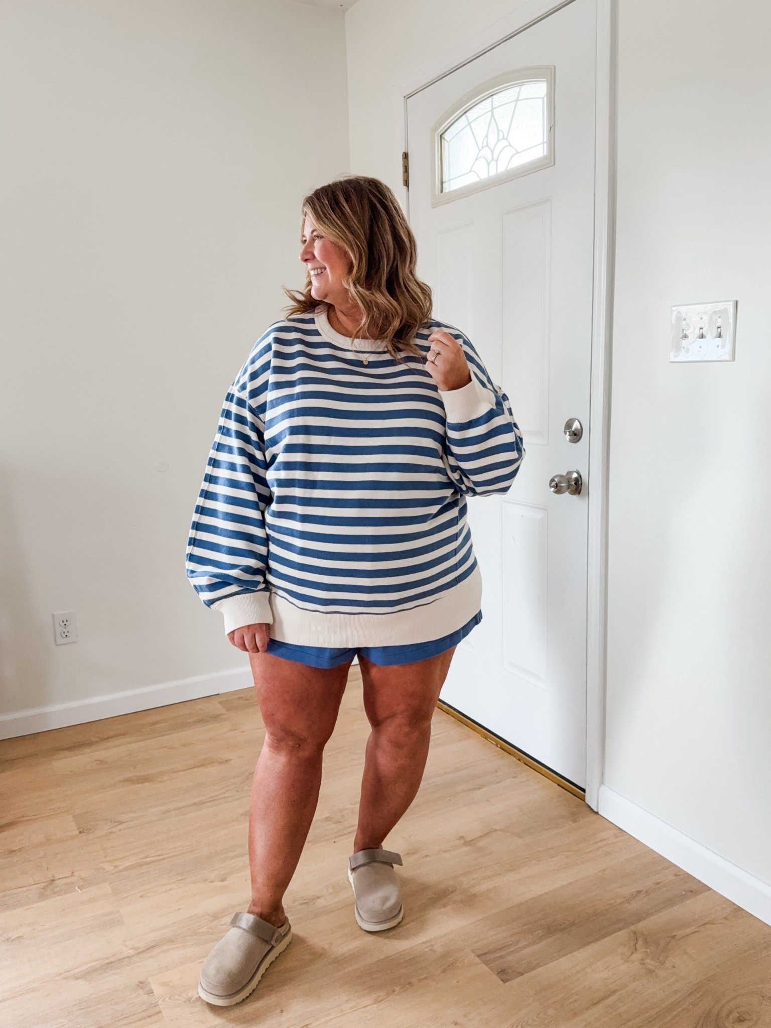 Wearing a large in my sweatshirt and an XL in my shorts.  All part of the Aerie sale! 

#LTKMidsize #LTKSaleAlert #LTKBump