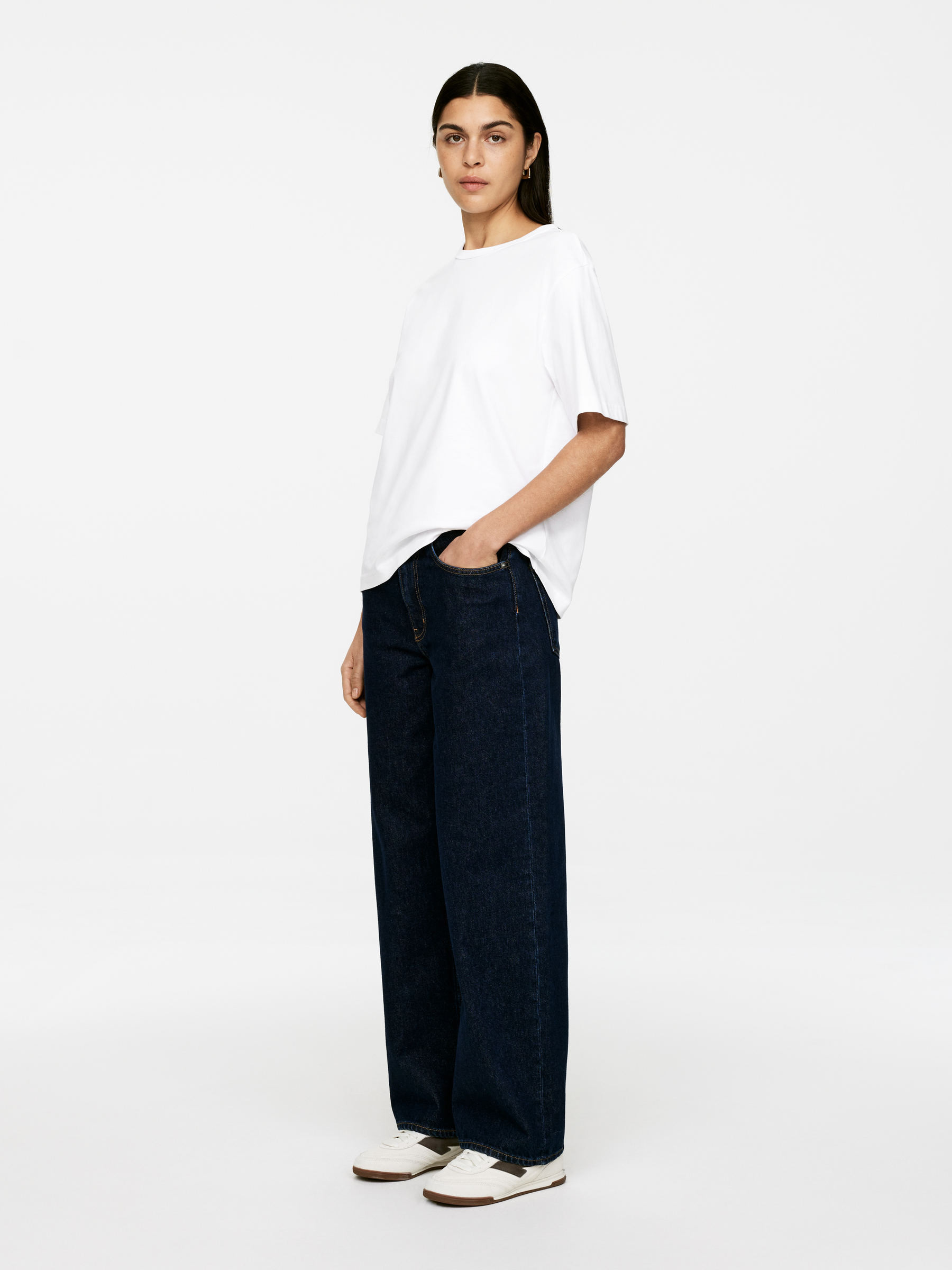 Midweight T-Shirt – White – Women – ARKET GB | Arket UK