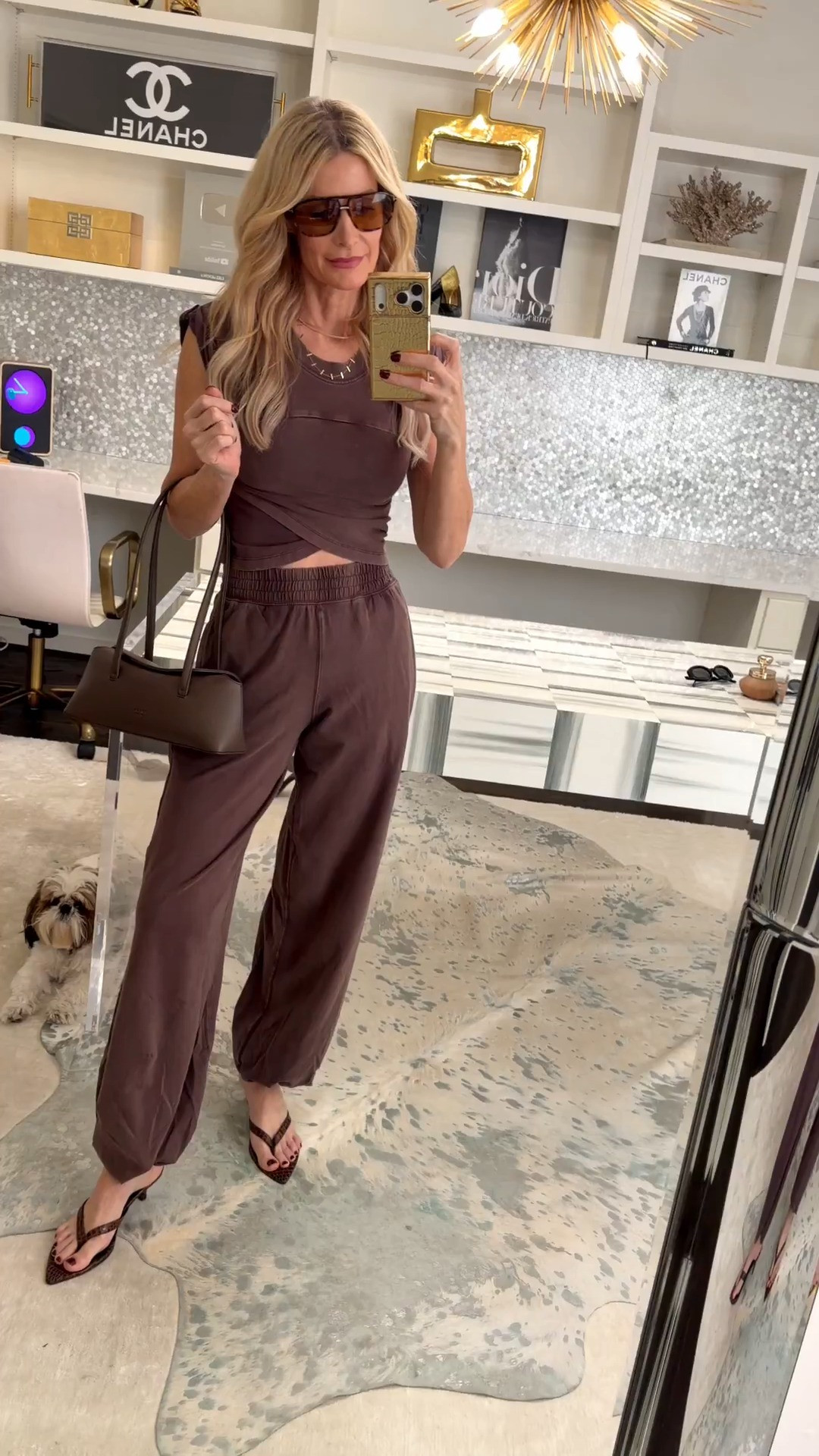 This Free People set is my kind of casual fall outfit: it’s incredibly soft, lightweight, and the pants have pockets and an elastic waist. I love the faded brown color, and I’d throw a bomber jacket over it to dress it up a little. I’m wearing an XS. #FreePeople #MatchingSet #ComfyOutfit #FallLoungewear #CasualFallOutfit #WomenOver40Style 

 

#LTKootd #LTKOver40