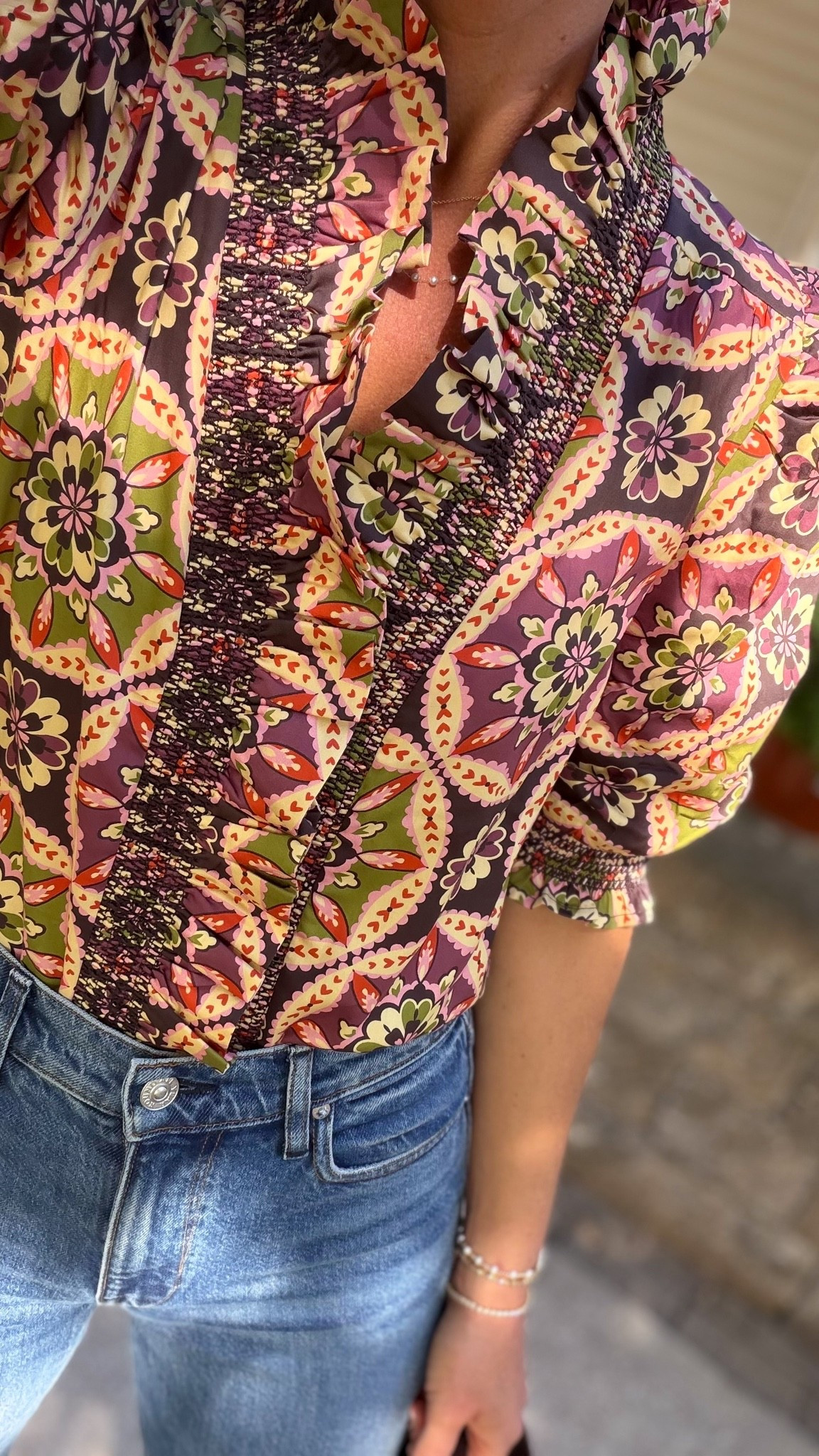 Beautiful fall top! I love the puff sleeve, ruffles, gorgeous autumn colors, and fun fall print.

Pair it with jeans, a chocolate brown bag, and simple jewelry for date nights, fall festivals, or school events.

@lovethelabelnyc fall outfit, classic style

#LTKootd #LTKSeasonal