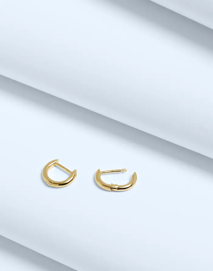 Demi-Fine Mini Huggie Hoop Earrings | Madewell