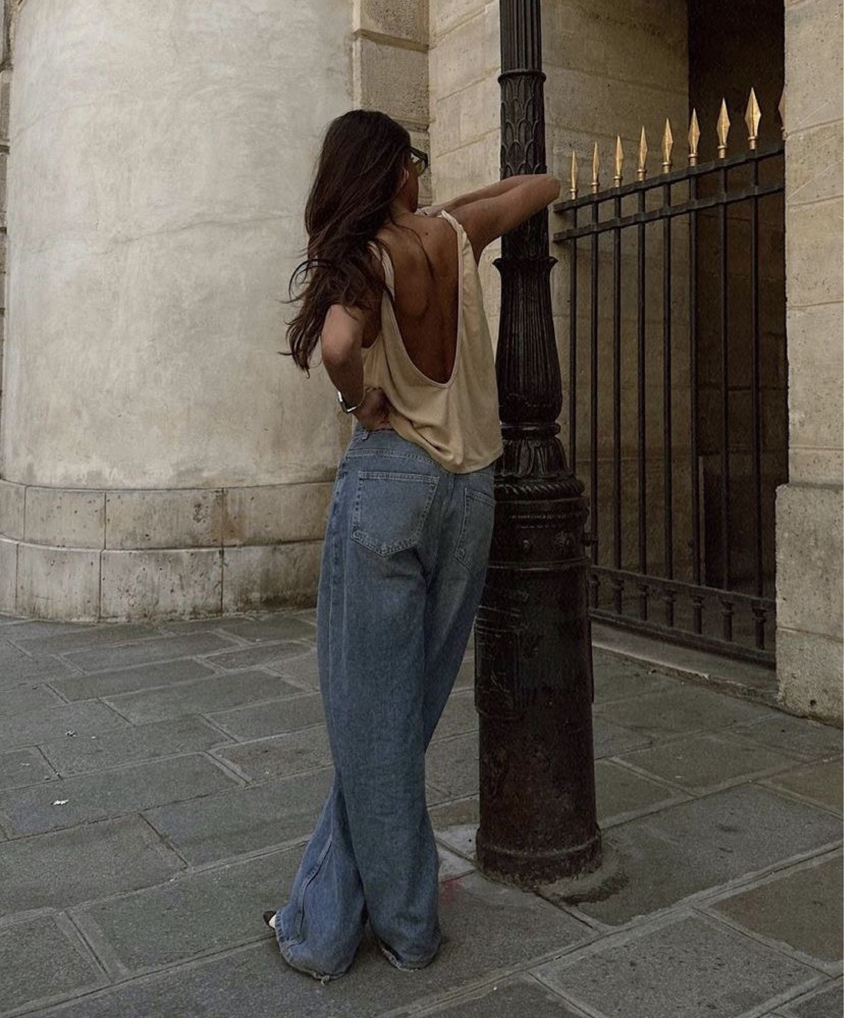 Achieve the perfect vacation style with this effortless outfit featuring a chic backless tank top and baggy jeans – the ultimate blend of casual and chic! Whether you're heading to a romantic Valentine’s Day date, lounging on vacation, or just looking for the perfect casual look, this outfit has you covered. Comfortable, stylish, and versatile for any occasion! #VacationStyle #EffortlessOutfit #ValentinesDayOutfit #CasualChic #BaggyJeans #BacklessTop #DateNightLook #CasualVibes #StyleInspo

#LTKStyleTip #LTKWatchNow #LTKFindsUnder50