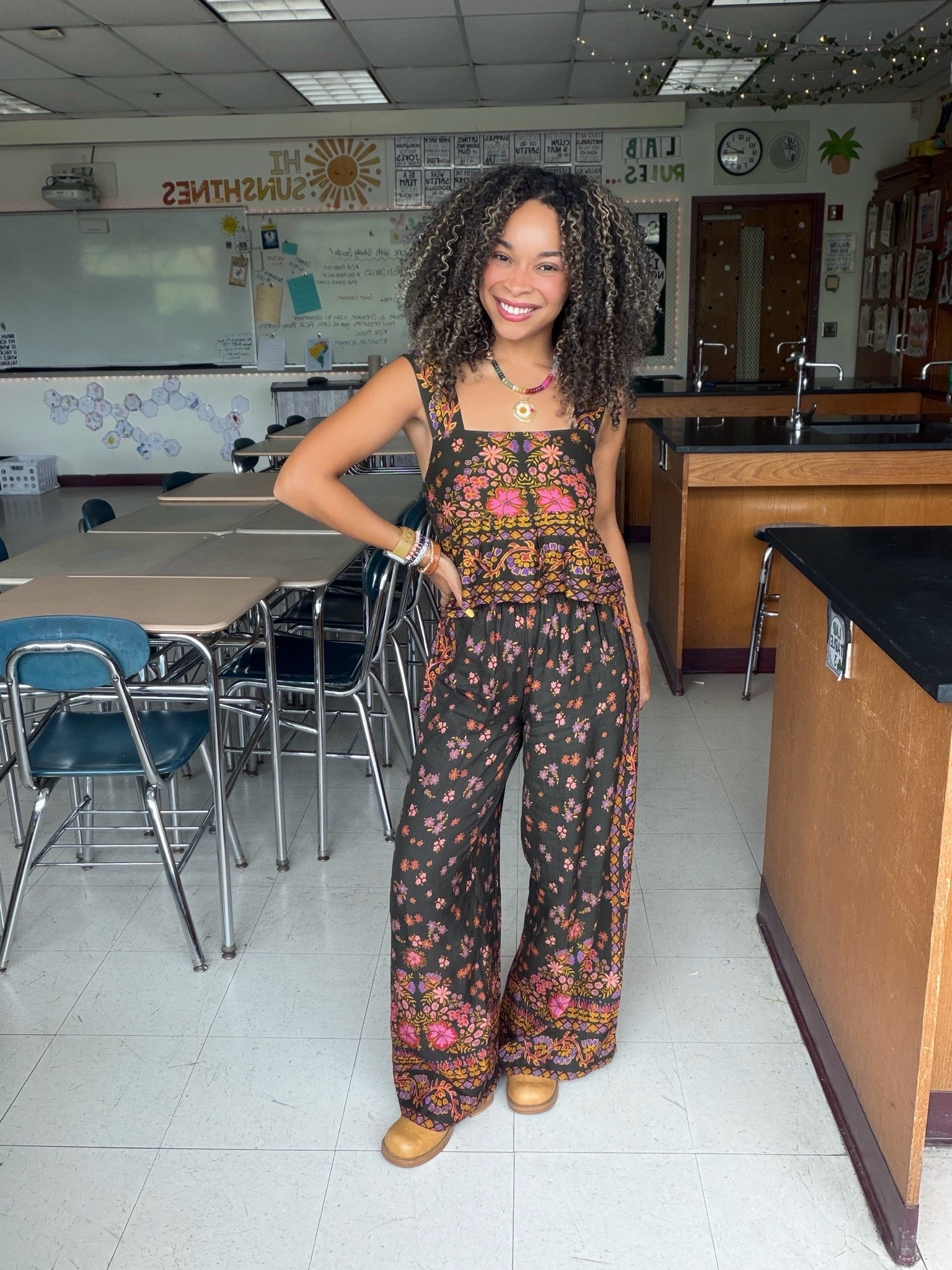 Teacher Outfit 🖤🌺 #naturallife

#LTKootd #LTKSaleAlert #LTKWorkwear