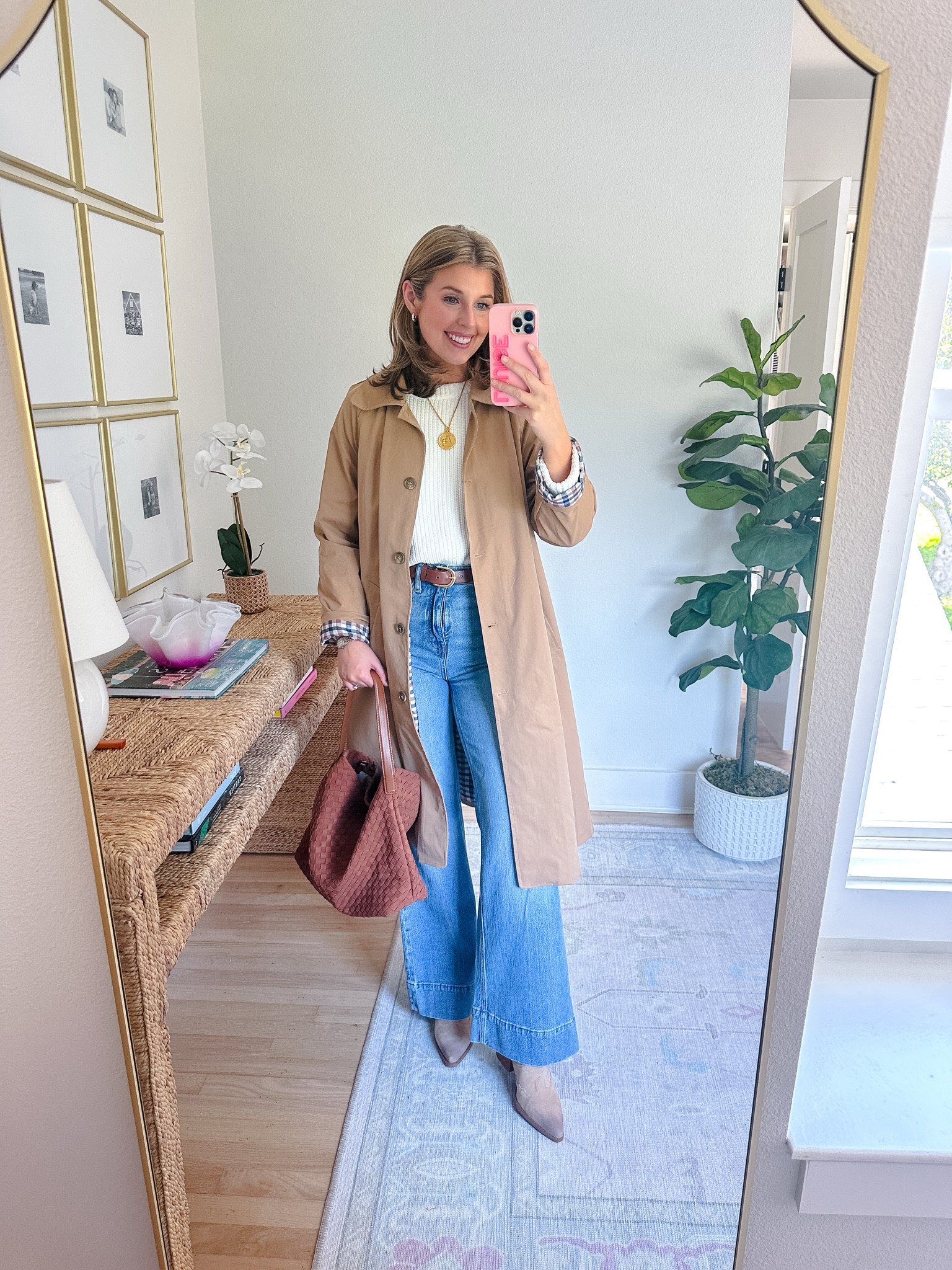 Outfit idea for fall! Wearing a S in tops and 25 in jeans!