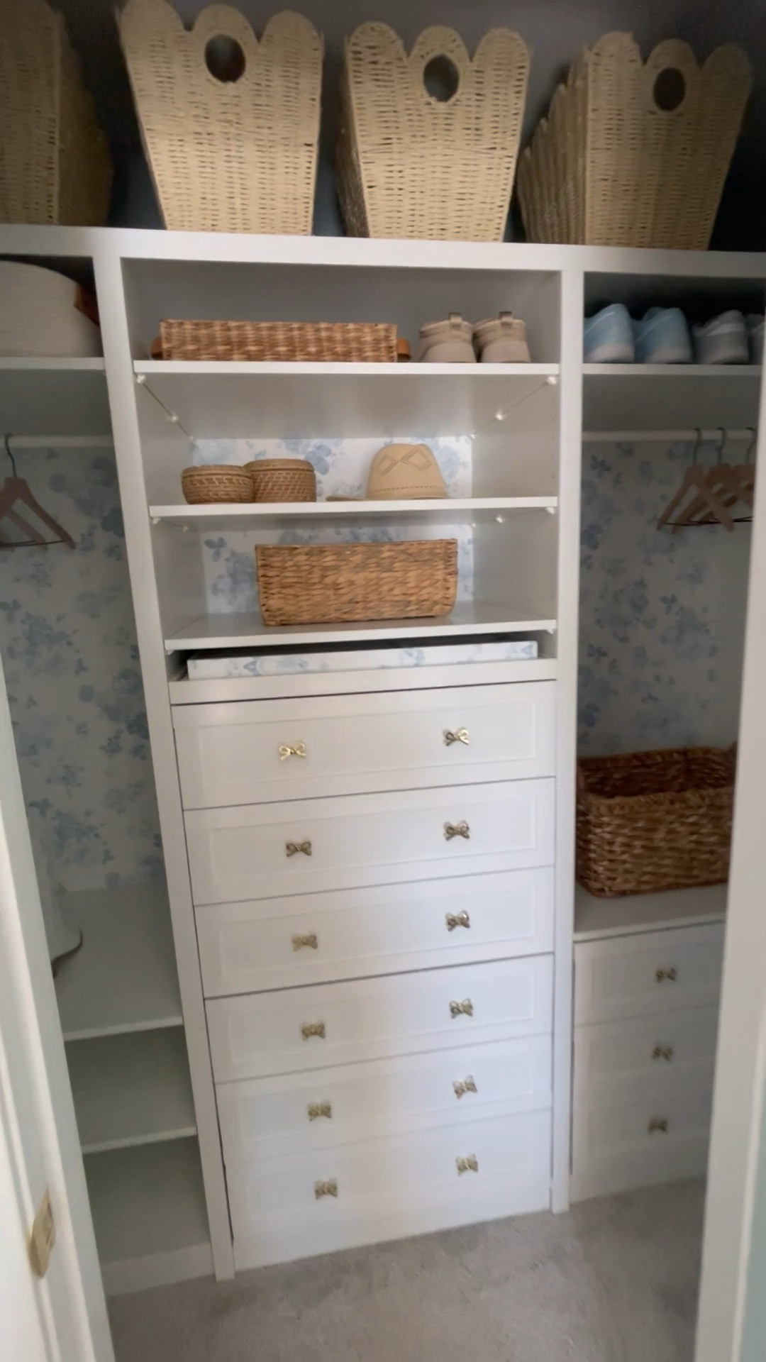 These scalloped baskets! 

#LTKHome #LTKSaleAlert #LTKWatchNow