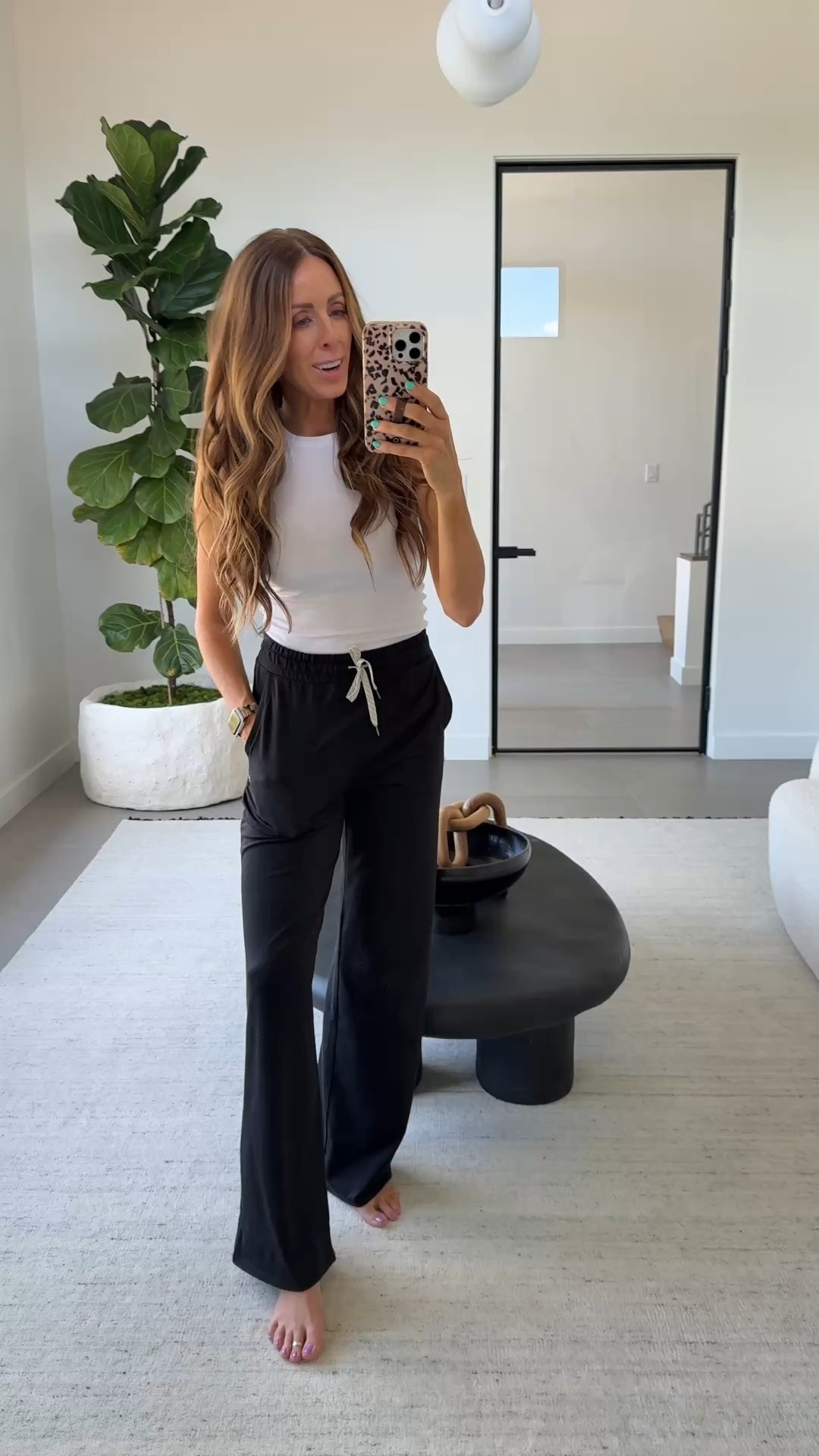 The most cozy tank and pants!! Can be styled so many ways! Xs in both.