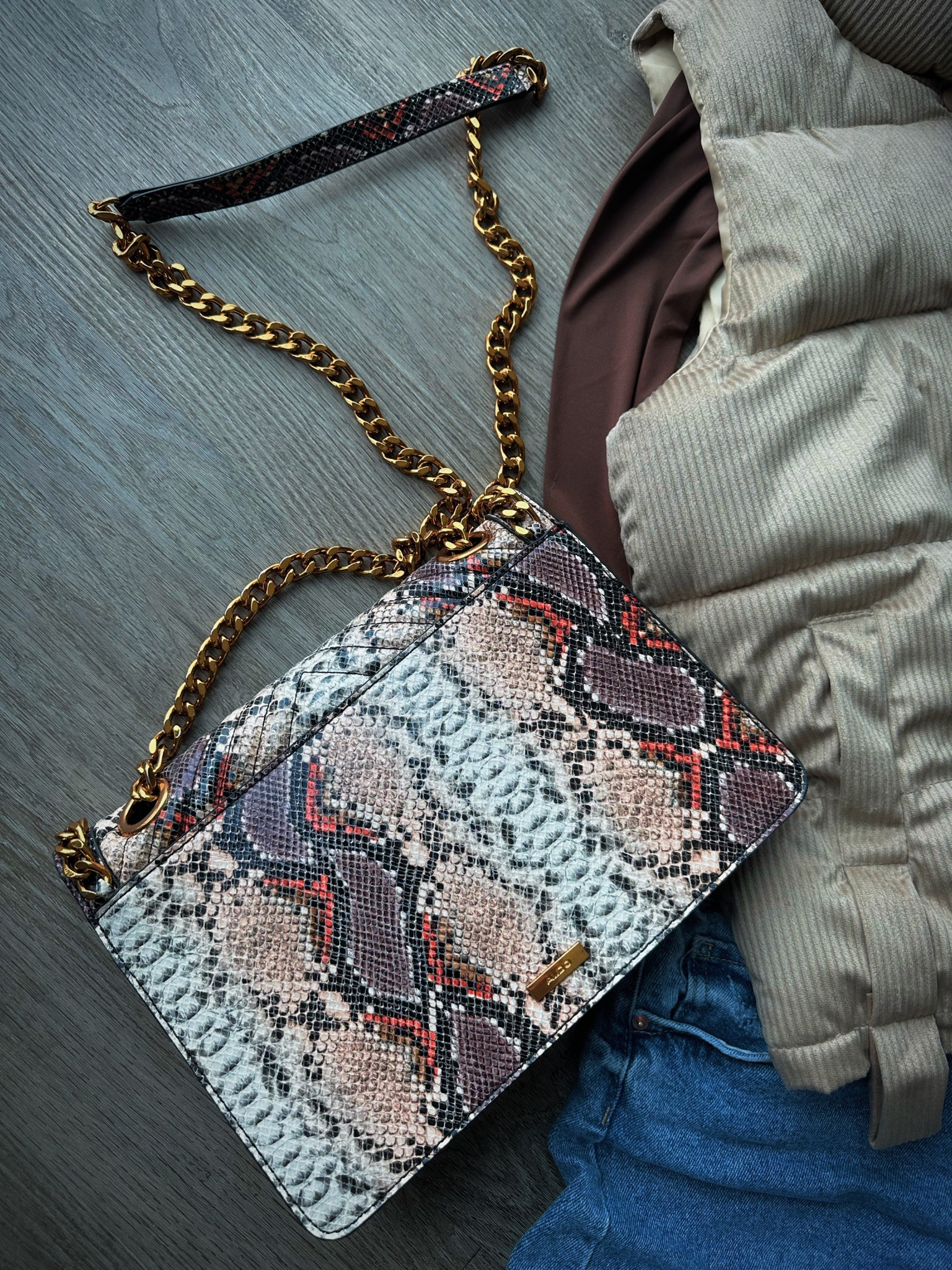 Fall cross body bag, snake skin print, orange brown and beige bag from Amazon

#LTKitbag #LTKSeasonal #LTKfindsunder100