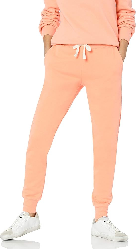 Amazon Essentials Women's Relaxed Fit French Terry Fleece Jogger Sweatpant | Amazon (US)