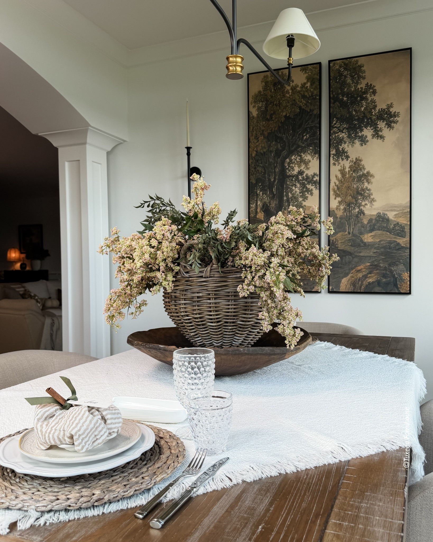 #ad I recently found this great art on @Wayfair. I love the size, fall colors and that it still reads as a neutral! It looks great with my table, chairs and rug. Most items are on sale.  I’ve linked a few other fall favorites from Wayfair as well, if you are looking to refresh your home.

#wayfairpartner #wayfair

#LTKSeasonal #LTKHome #LTKSaleAlert