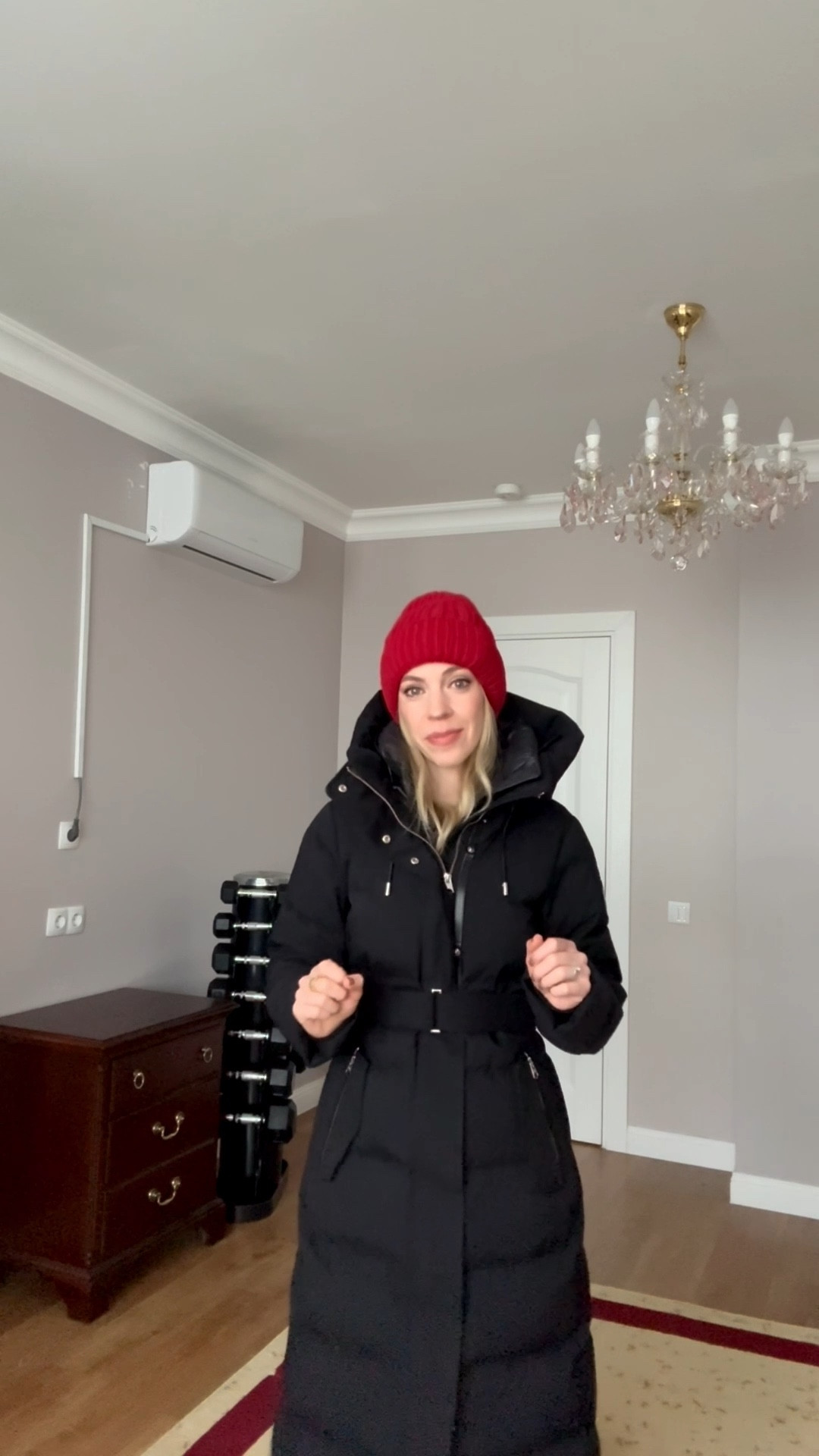 Wearing size XS in the coat

Winter coat review, Mackage down coat, cold weather style, ski style, snow boots 

#LTKActive #LTKgrwm #LTKOver40