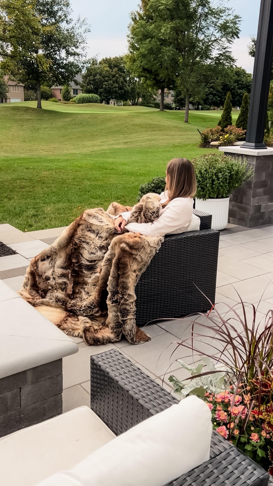 Faux fur throw.

#LTKSeasonal #LTKFindsUnder100