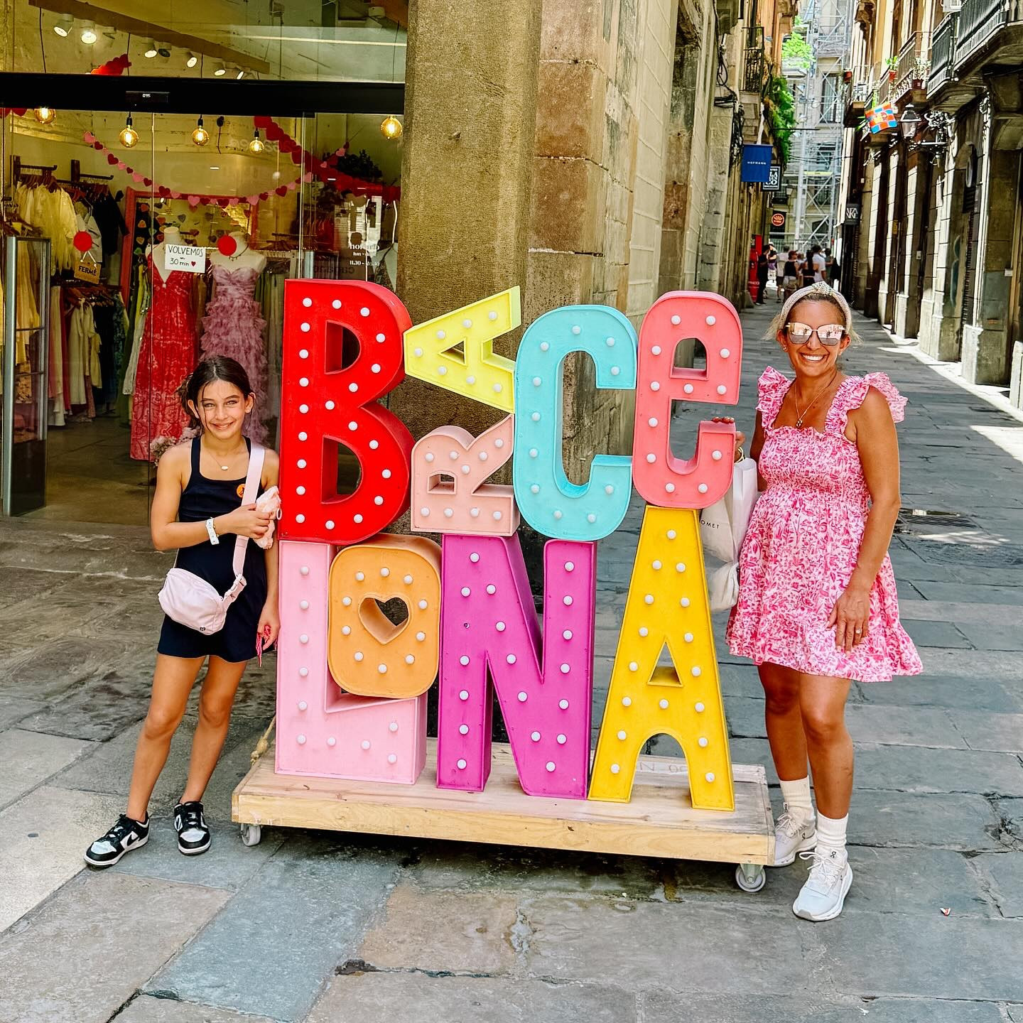 I could live in this Hill House map dress! It’s on major sale! 20% off! 
España con mi familia. Te quiero mucho. 🇪🇸😍
•
#Barcelona
#PalmaDeMallorca
#SpainTravel
#VisitSpain
#SpainVacation
#SpainTrip
#SpainLovers
#SpainWanderlust
#DiscoverSpain
#TravelSpain
#BarcelonaSpain
#MallorcaSpain
#BarcelonaTrip
#MallorcaTrip
#ExploreBarcelona
#ExploreMallorca
#BarcelonaViews
#MallorcaViews
#BarcelonaPhotography
#MallorcaPhotography

#LTKFamily #LTKTravel #LTKSaleAlert
