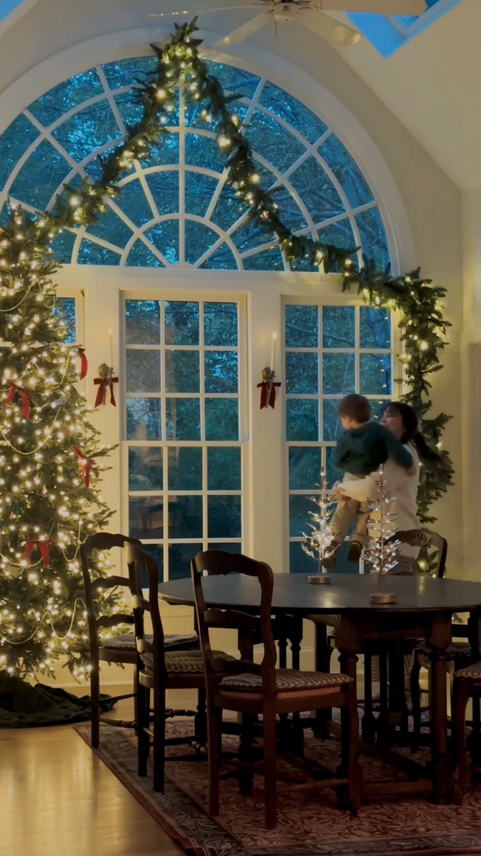 Slowly decking the halls 

#LTKSeasonal #LTKHoliday