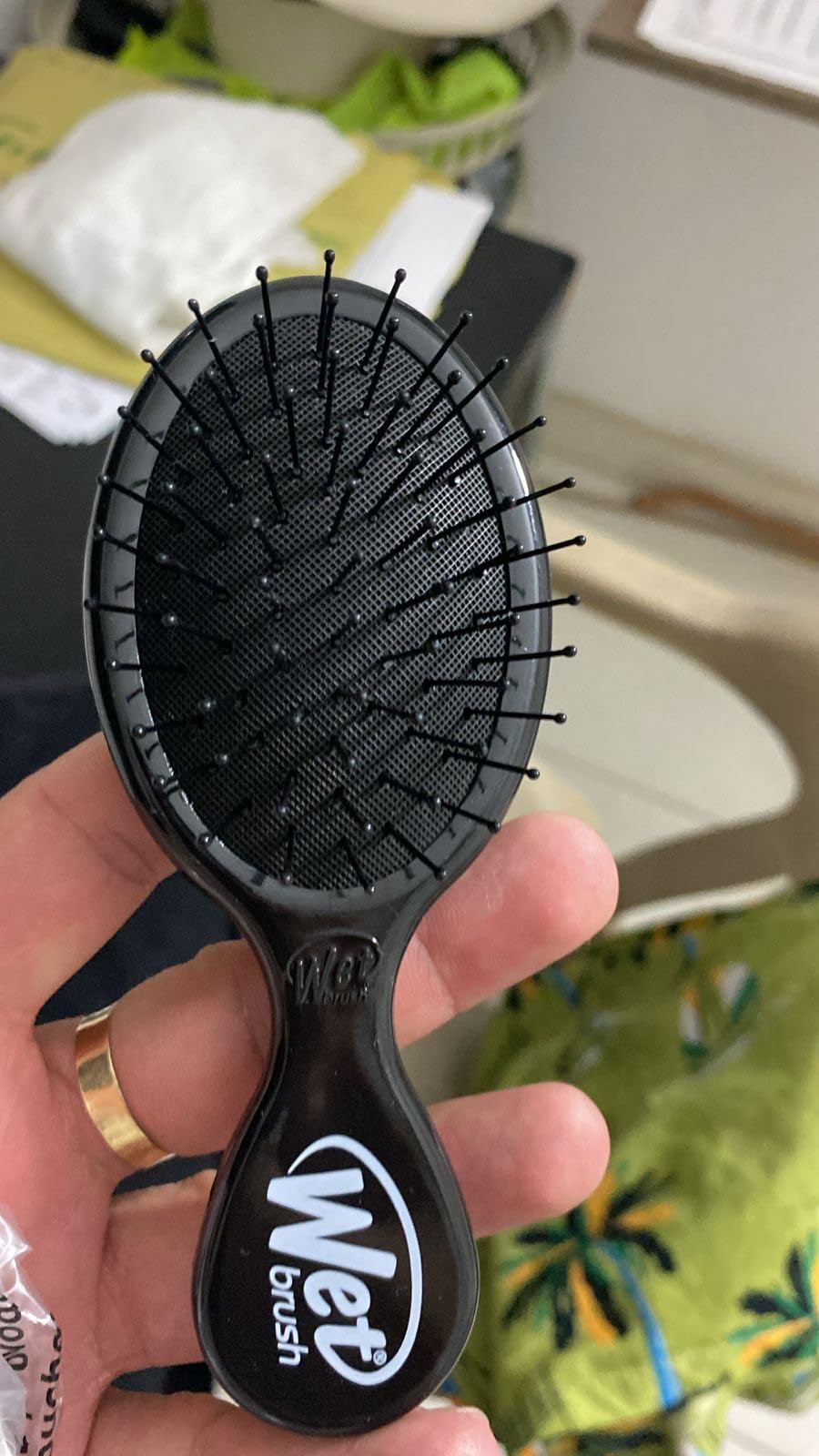 Wet Brush Squirt Detangling Brush, Sky, Mini Detangler, No Tangle Ultra-Soft IntelliFlex Bristles... | Amazon (US)