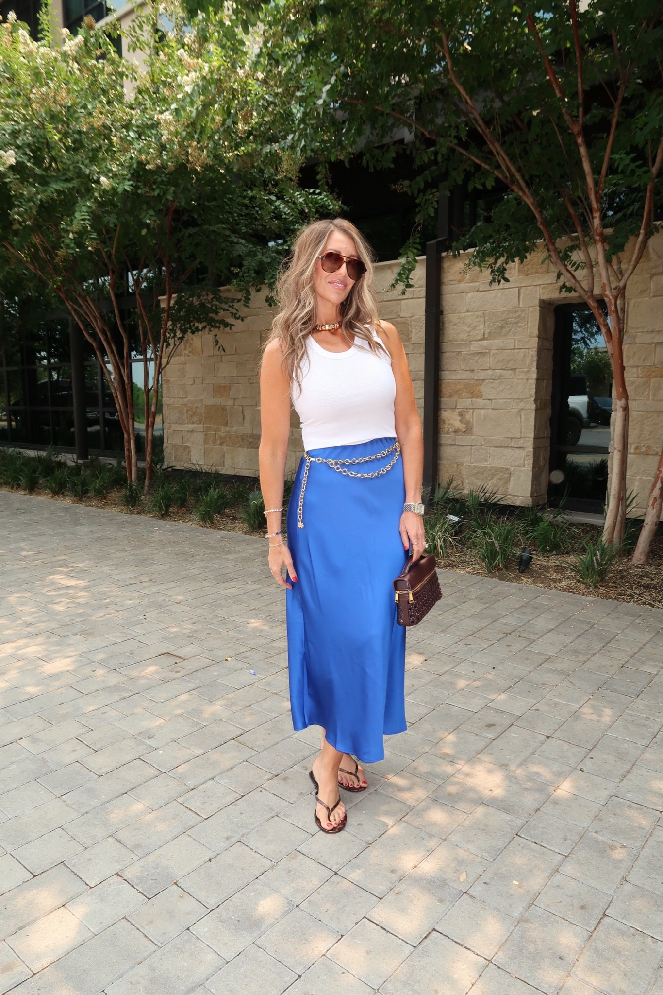 ✨ The little details make the outfit!

From the chain belt to the statement bag, these pieces are the easiest way to make basics feel more elevated.

chain belt, gold accessories, statement bag, amazon accessories, satin skirt, fall outfit ideas, elevated style, outfit details, women’s fashion, wardrobe staples, styling tips, TheMomInStyle

#LTKgrwm #LTKOver40 #LTKootd