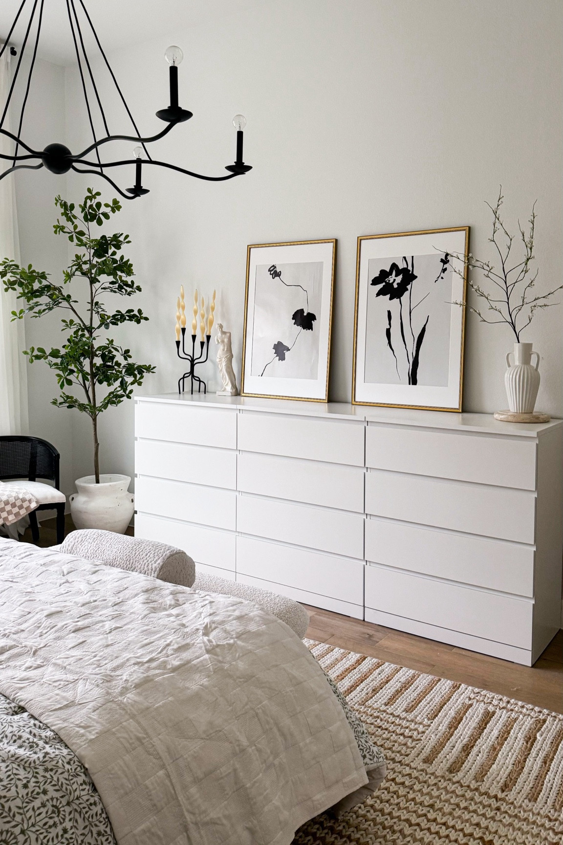 New set of large gold frames from Amazon!

#LTKhome #LTKstyletip #LTKfindsunder100