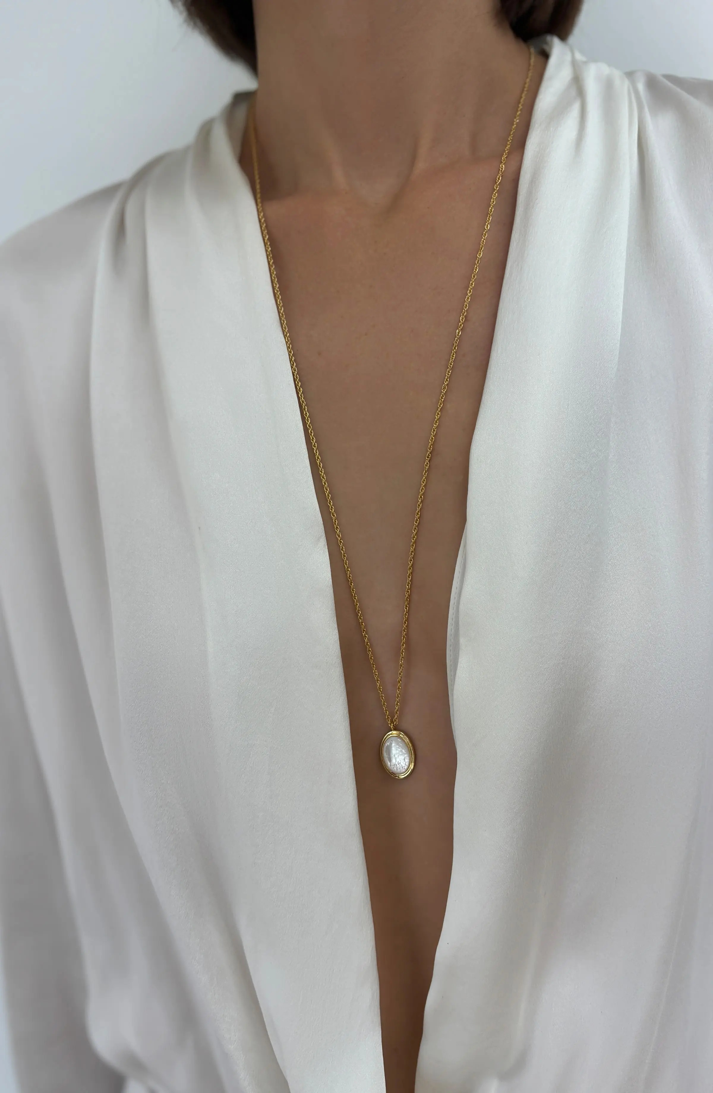 Oval Mother-of-Pearl Pendant Necklace (Women) | Nordstrom | Nordstrom