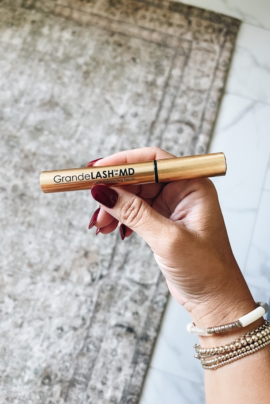 Use the code ‘MEEK10’ to save 10%