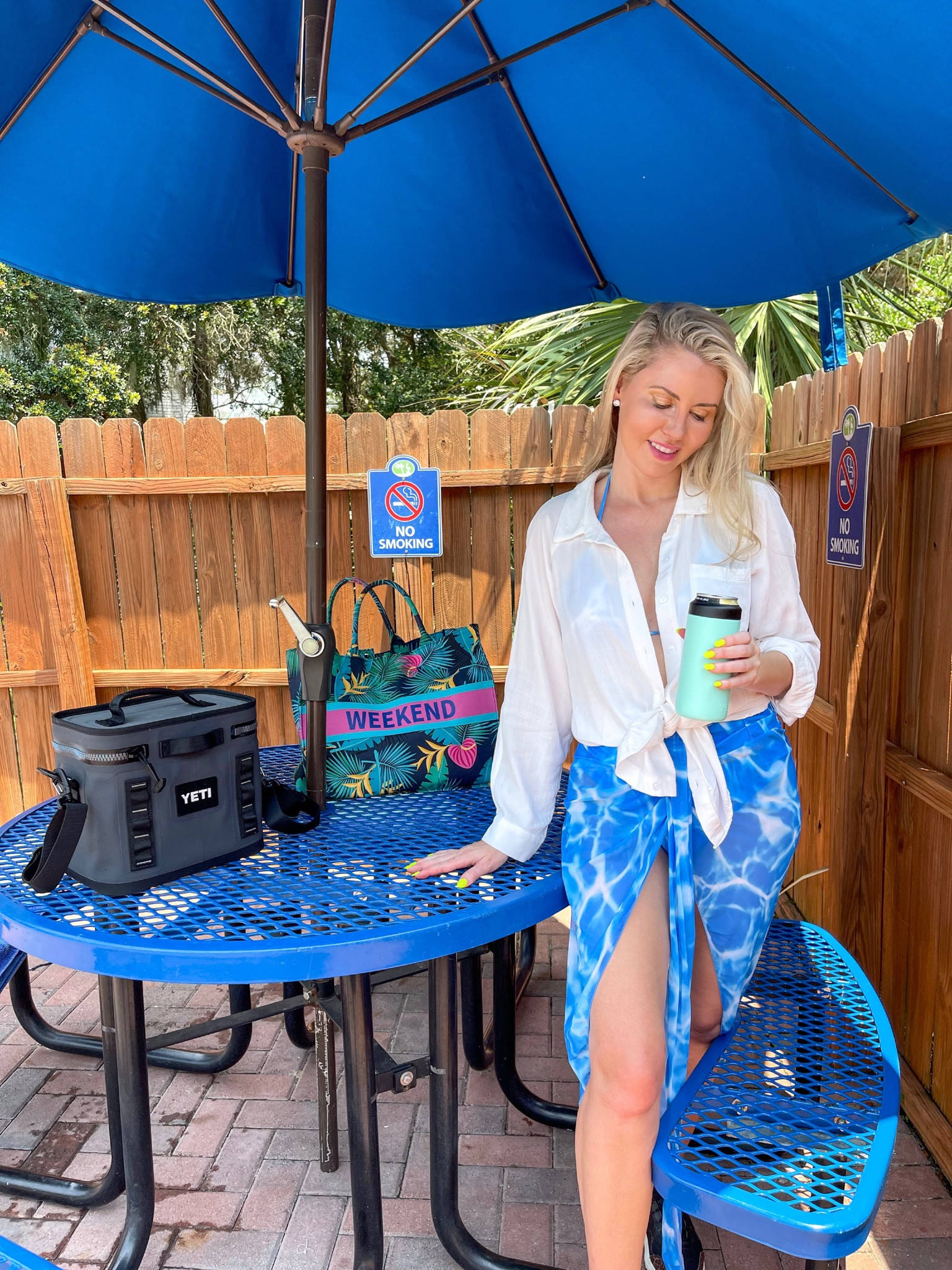 Pool day!

3 piece bikini set, white button dune, yet colored, yeti can cooler

#LTKswim #LTKSeasonal #LTKstyletip