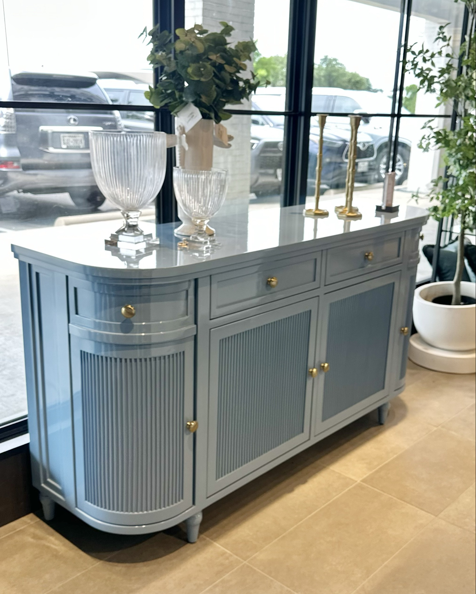 Save $1000 on this pretty blue sideboard! ✨💙