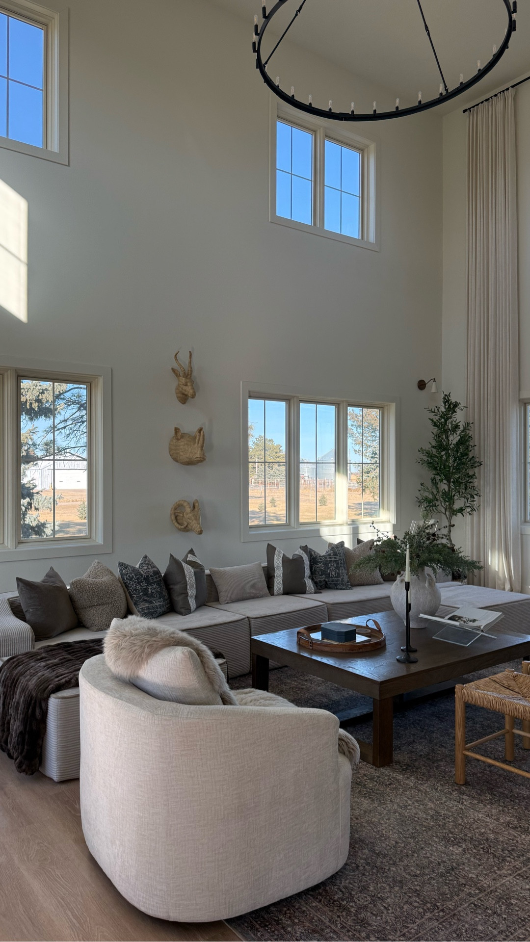 A custom Belgium linen pillow cover just elevated my sofa.  @neutralcurtains now has custom linen pillows.  I picked the exact shade from a sample book that I wanted and then picked out the pattern on the sides.  These are honestly the best quality pillows I have ever gotten. 

Belgium flax linen pillow in the color Tobacco. 
Parallel Side Trim in style 4. 
Comment SHOP for a link.  Wishing you a great weekend!

#homedecorating #pillowcover #livingroominspiration #affordablefurniture

#LTKHome