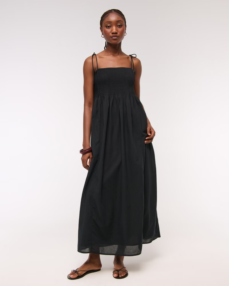 Pintuck Flowy Maxi Dress | Abercrombie & Fitch (UK)