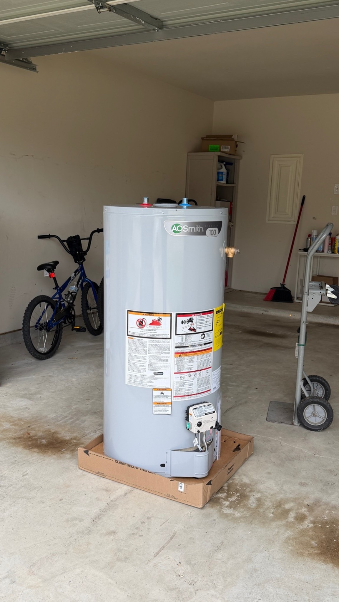 Not me coming home from Jamaica to needing a new water heater 🫠🥴🤯 grabbed this one from Lowe’s and was able to pick it up the next day. Thankfully it fit right inside my trunk after I folded down the backseat.