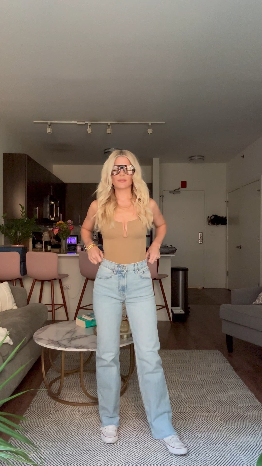 Casual tank, jeans and chucks! 