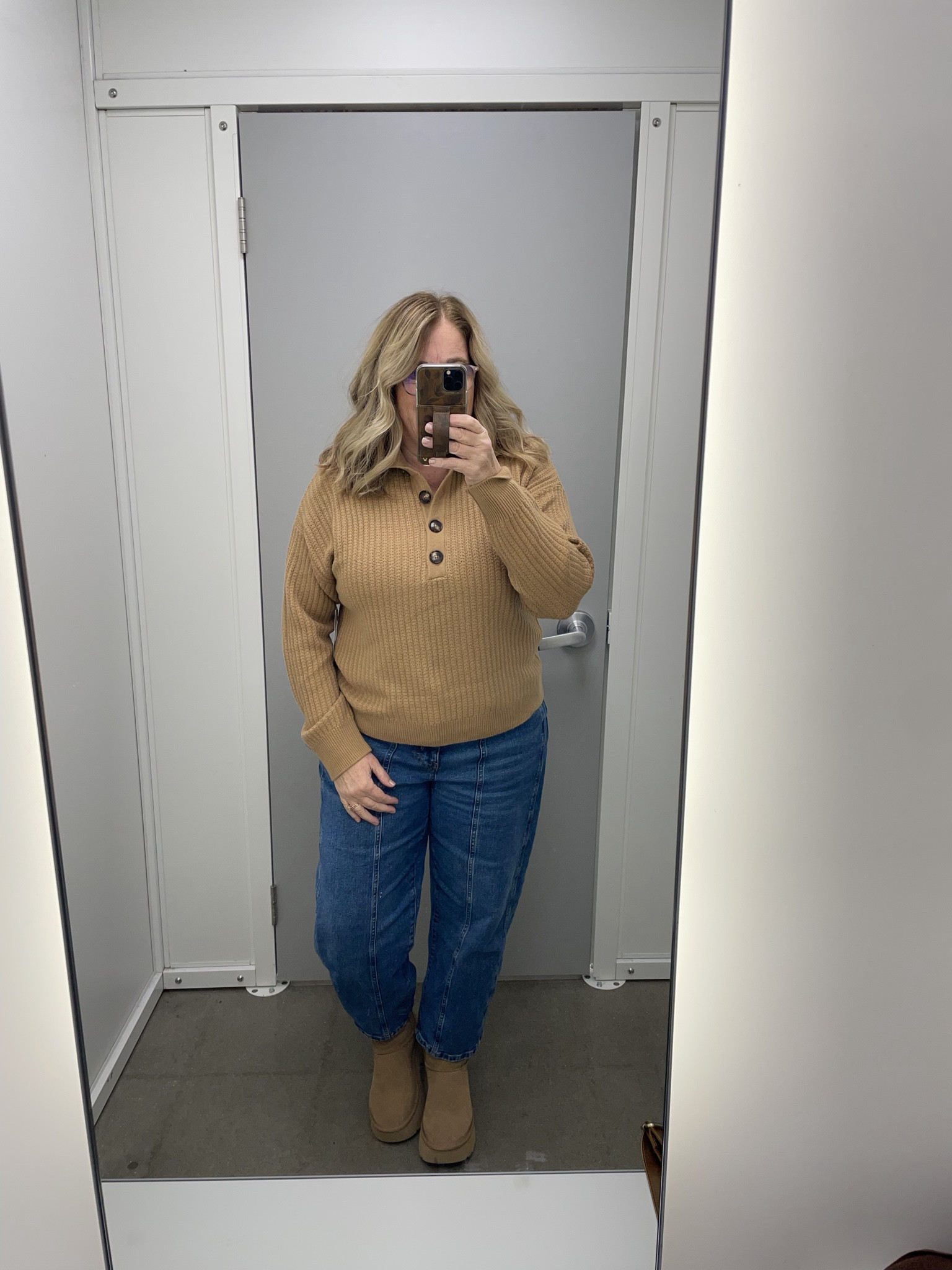 Henley neutral sweater🤍


#LTKMidsize #LTKootd #LTKOver40