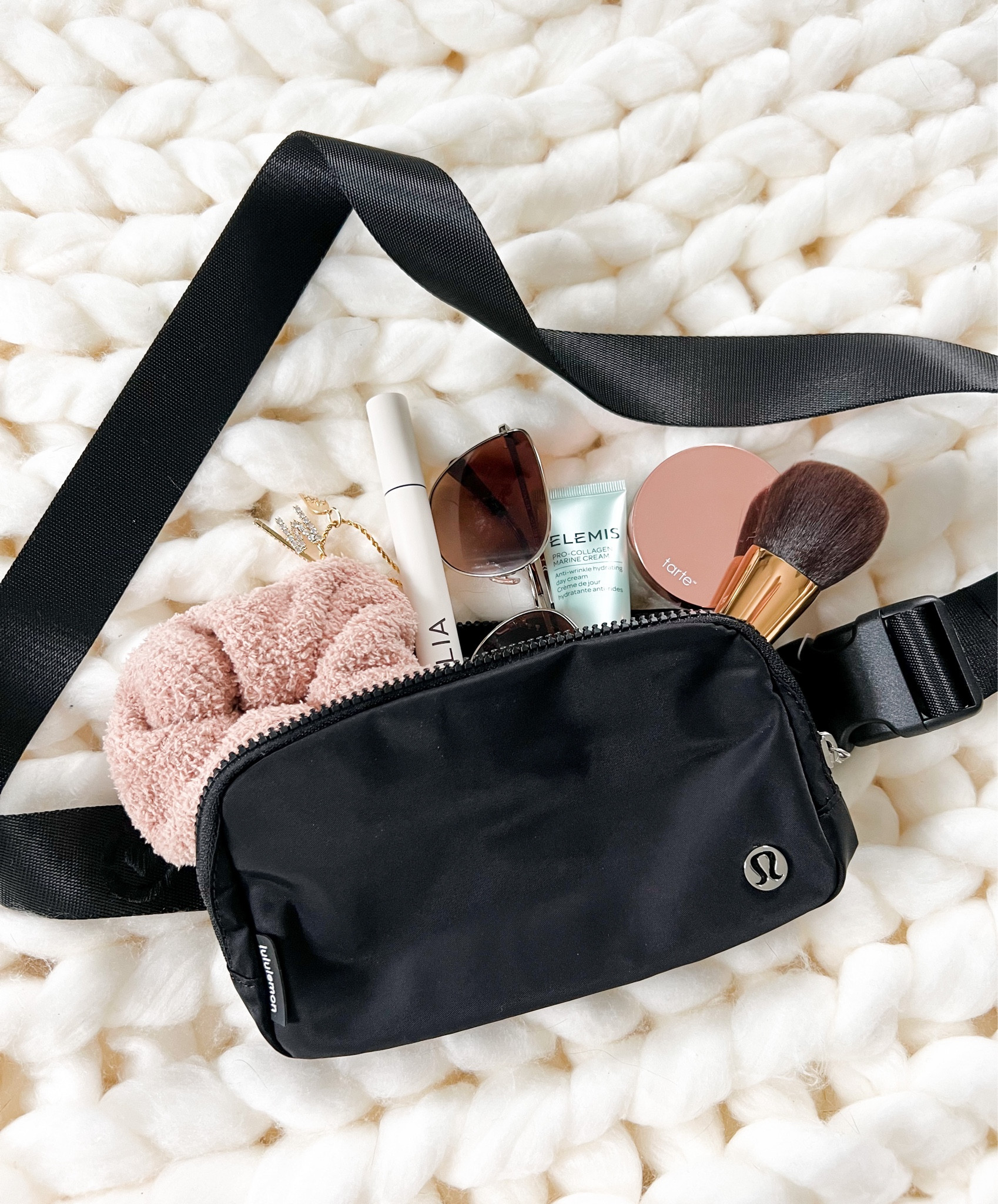 The Lulu lemon belt bag is gonna be the best gift for her this year!

Gifts for her, beauty gifts, belt bag

#LTKunder100 #LTKtravel #LTKbeauty

#LTKitbag #LTKunder50 #LTKSeasonal