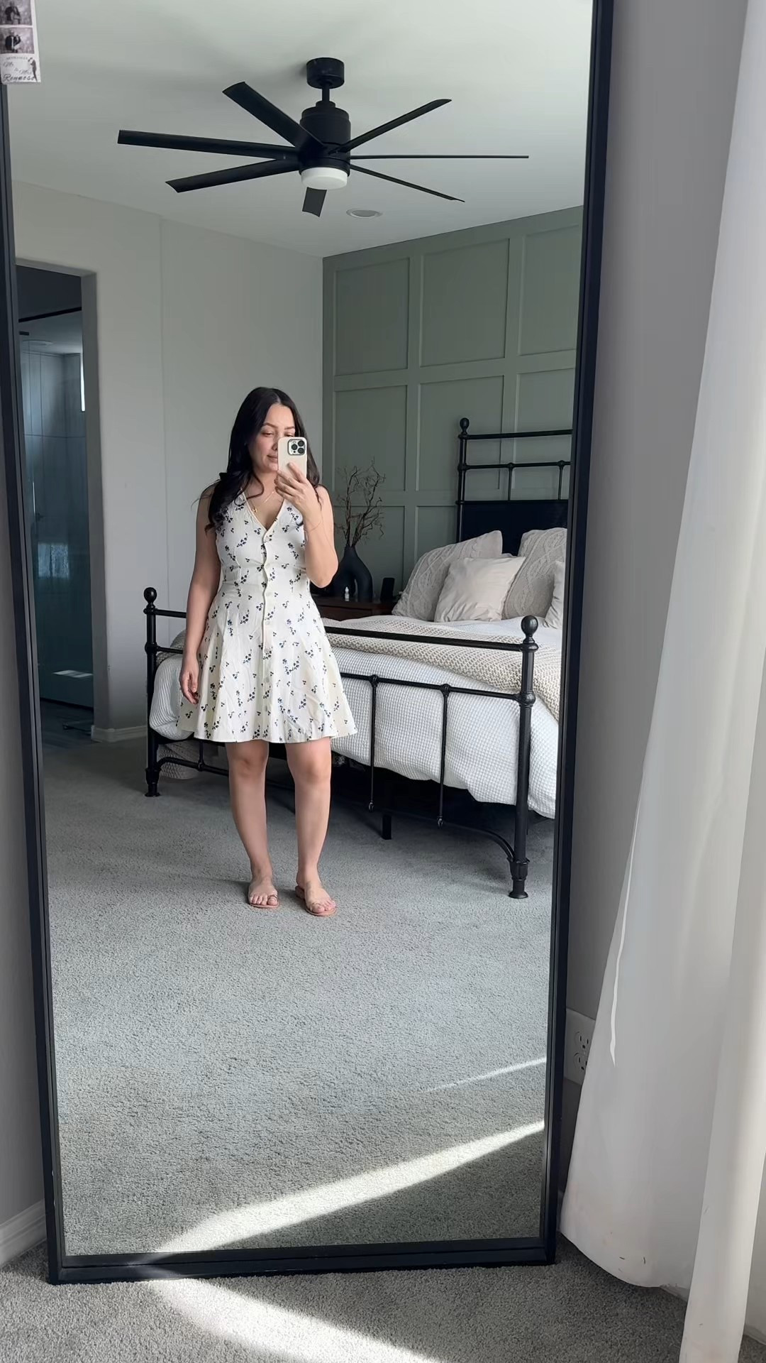 Dresses- xsmall 
Pants- size 2
Vest- xsmall
Shorts- size 4
Tank top- xsmall 

#LTKStyleTip #LTKSeasonal #LTKBeauty