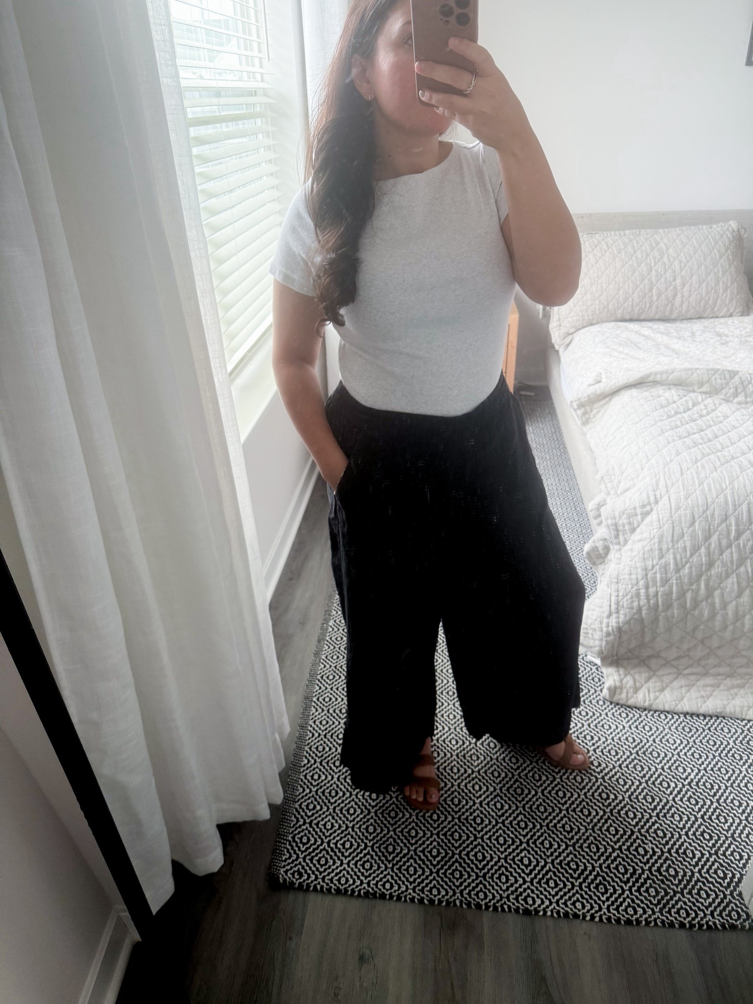 One of my fav work outfits! 

Top is heather grey boat neck short sleeve ribbed crop top from J. Crew Factory in size L - linked similar here!

Pants are linen wide leg pull on from Chico’s size 2.5 (us 14) - linked similar here!

Shoes are Sam Edelman Circus size 8.5 bought on Poshmark - linked similar here!

#LTKWorkwear #LTKFindsUnder100 #LTKStyleTip