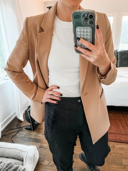 Blazer on sale! Absolutely love it. I’d say TTS for a comfortable fit on a tall frame - I’m 6 feet. I would size up if you want an oversized fit. Several colors and perfect for holiday parties.

Holiday party outfits, blazer, tall girl, vibes with chellie 

#LTKHoliday #LTKfindsunder50 #LTKCyberWeek