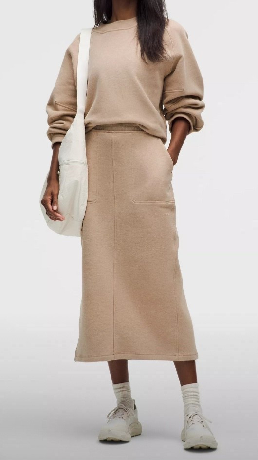 Sooooooooo soft and cozy

#LTKTravel #LTKFindsUnder100