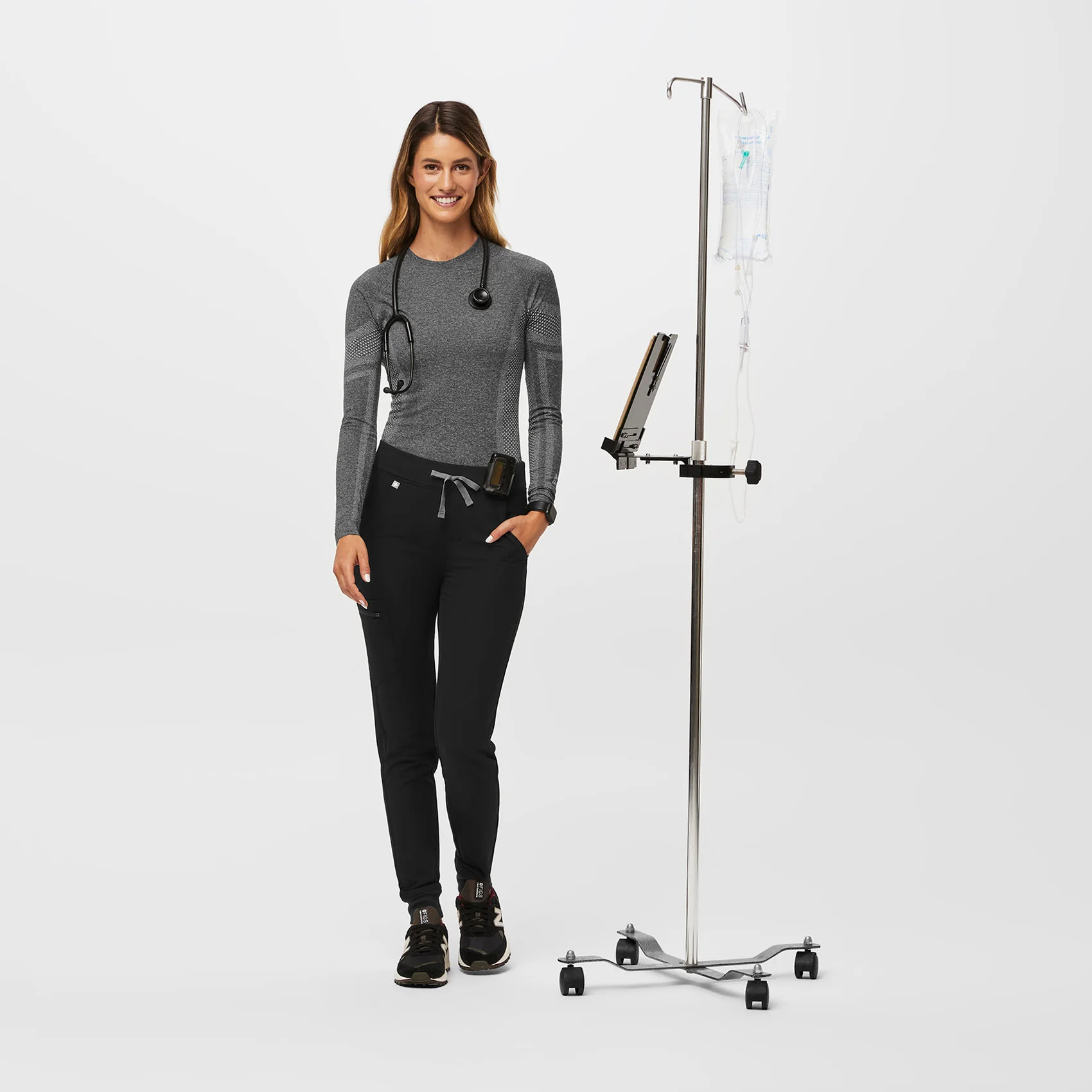 Women's Salta Seamless Longsleeve Underscrub - Graphite · FIGS | FIGS