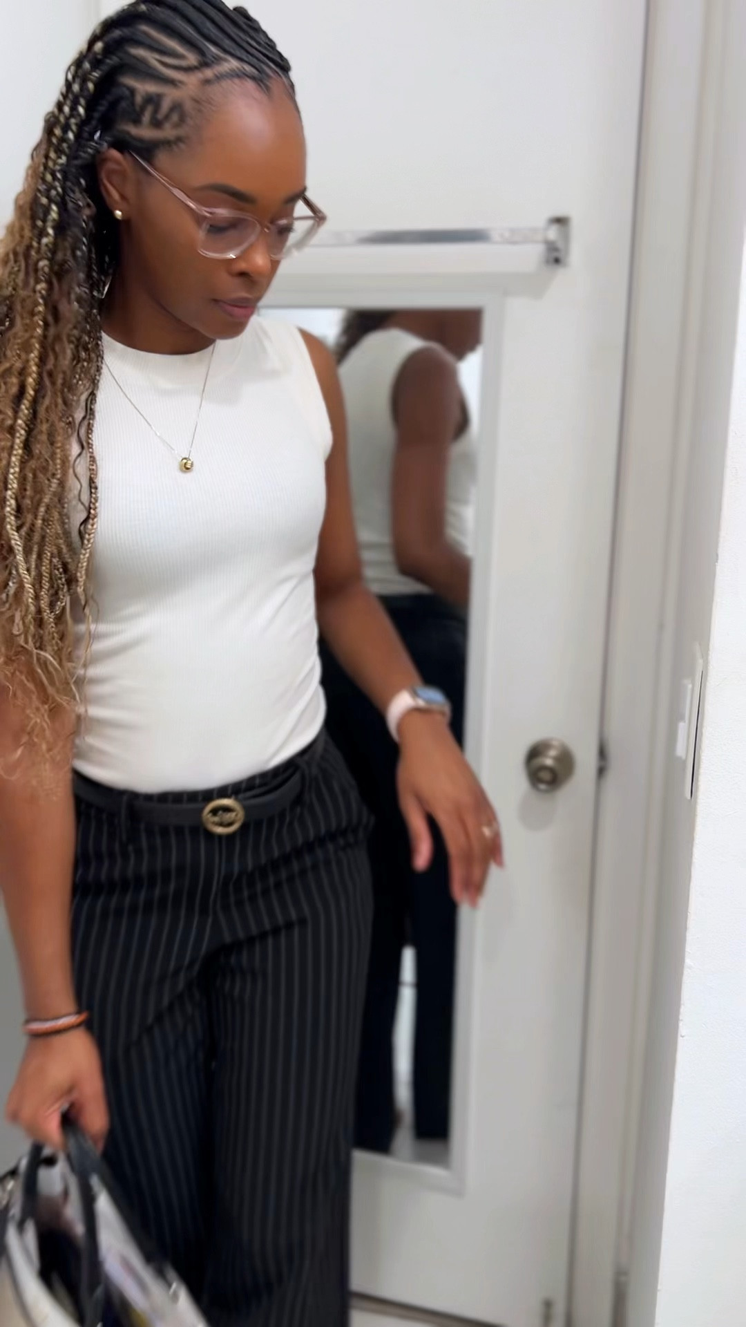 A Corporate look for less 🙌🏾
Top in size XS


#LTKFindsUnder100 #LTKVideo #LTKFindsUnder50