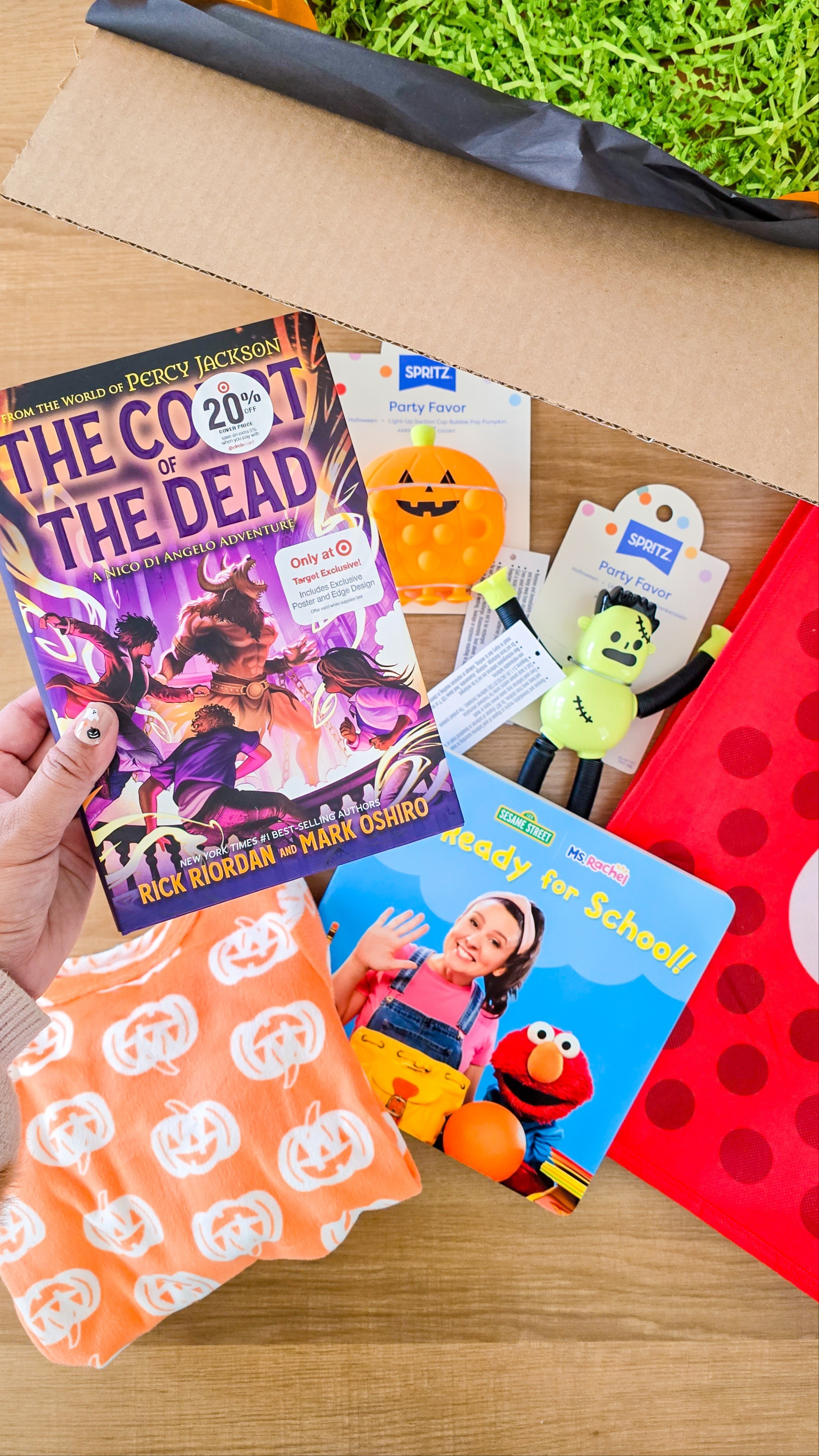 #AD Let’s put together a Boo Box!My niece and nephews live in a different state, so I put together a quick boo box to send them to help them welcome Fall! The New Release book section at @Target had some fun new titles including the new Court of the Dead from the World of Percy Jackson and Ms. Rachel Get Ready for School! My kids love browsing their selection and picking out new books to read.Be sure to check out #Target for all the newest books each season!#TargetPartner #TargetBooks@Shop.LTK #liketkit

#LTKHalloween #LTKKids #LTKFamily